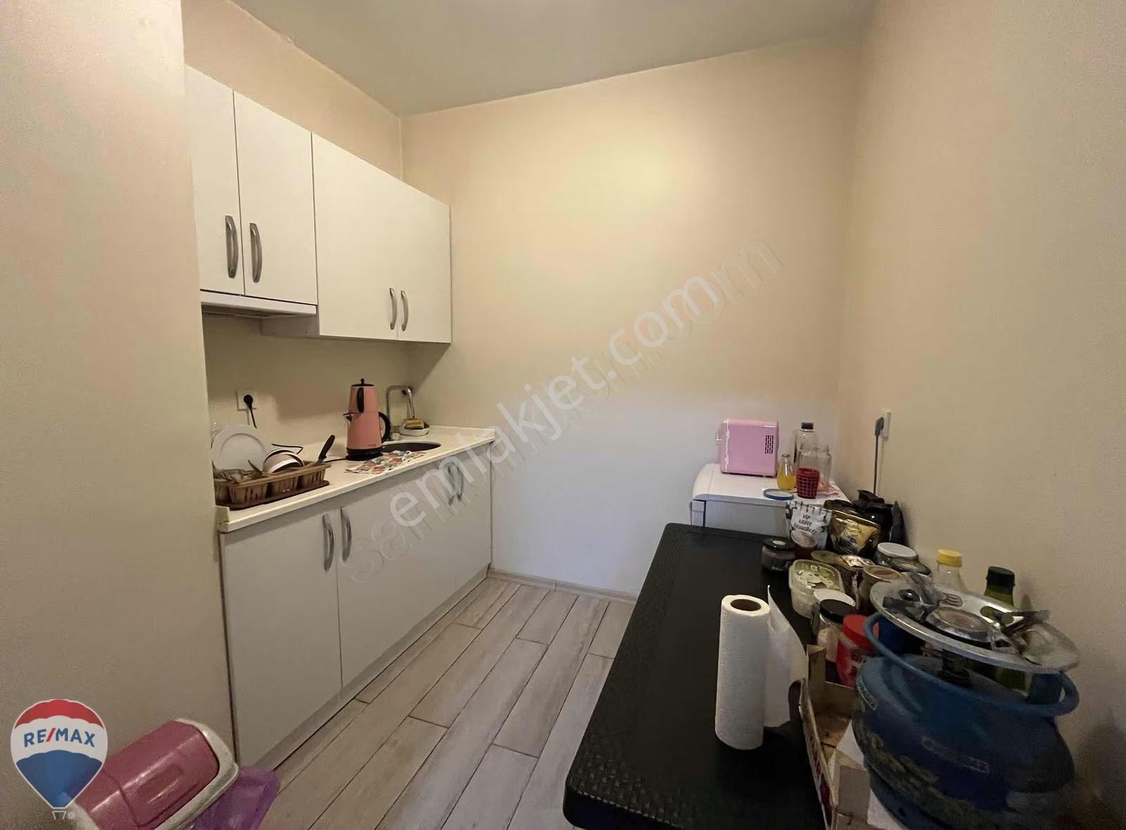 Remax Mavi'den Erinç İş Merkezinde Satılık 1+1 Ofis - Görsel 15