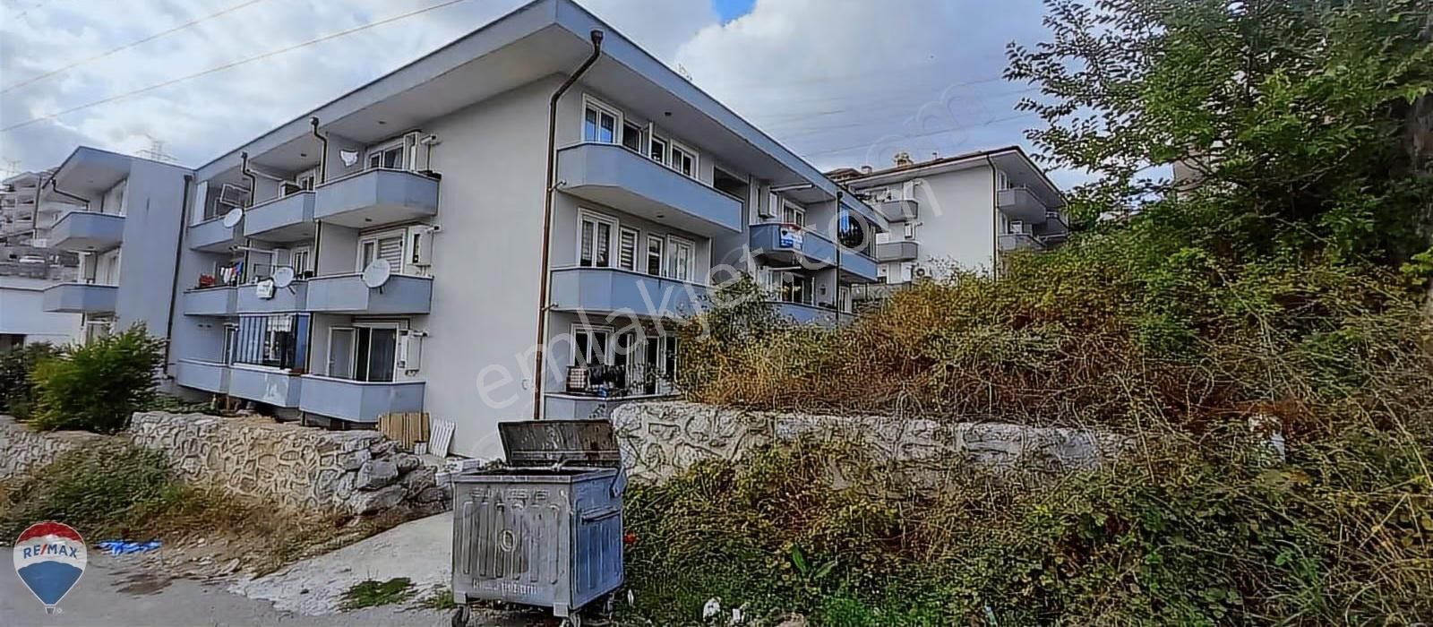 Serdivan Kemalpaşa Da Remax Mavi Den Eşyalı Satılık 1+1