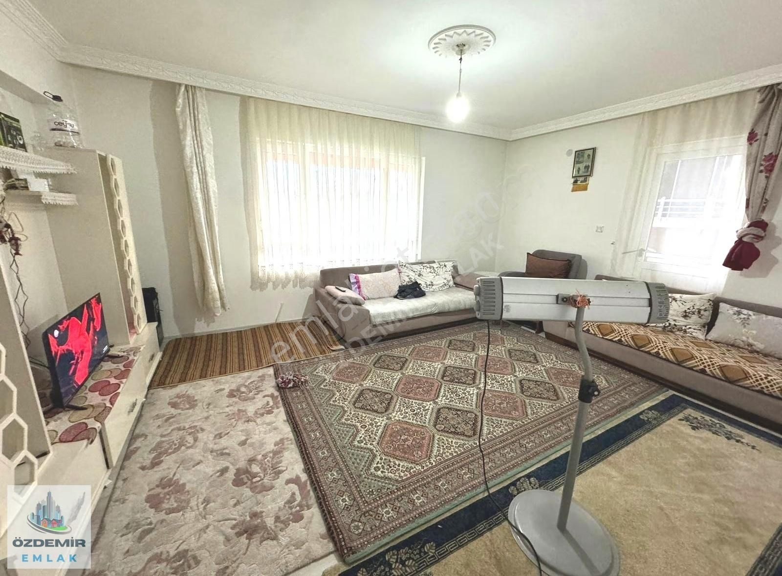 Özdemir Emlak'tan Bölgenin En Uygun 3+1 Giriş Kat Fırsatı!!! - Görsel 4