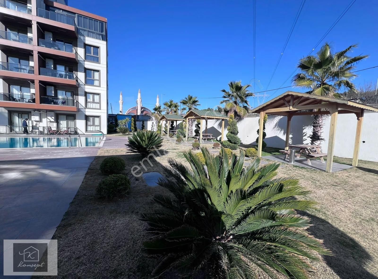 Konsept'den Site İçi-d.gazlı-arakat-eşyalı 1+1 Kiralık Daire - Görsel 14