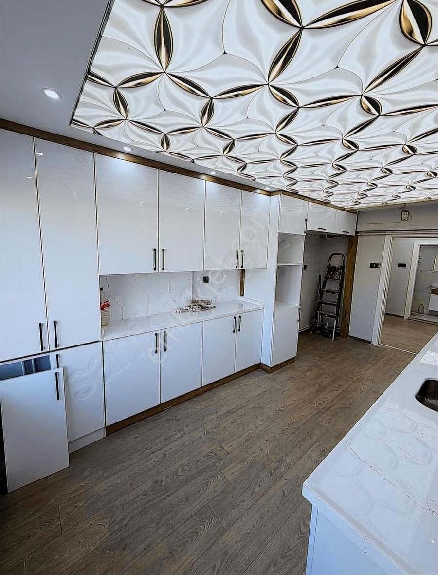 Lotus'tan Park Afyon Karşısında Adan Zye Yenilenmiş Fırsat Daire - Görsel 17