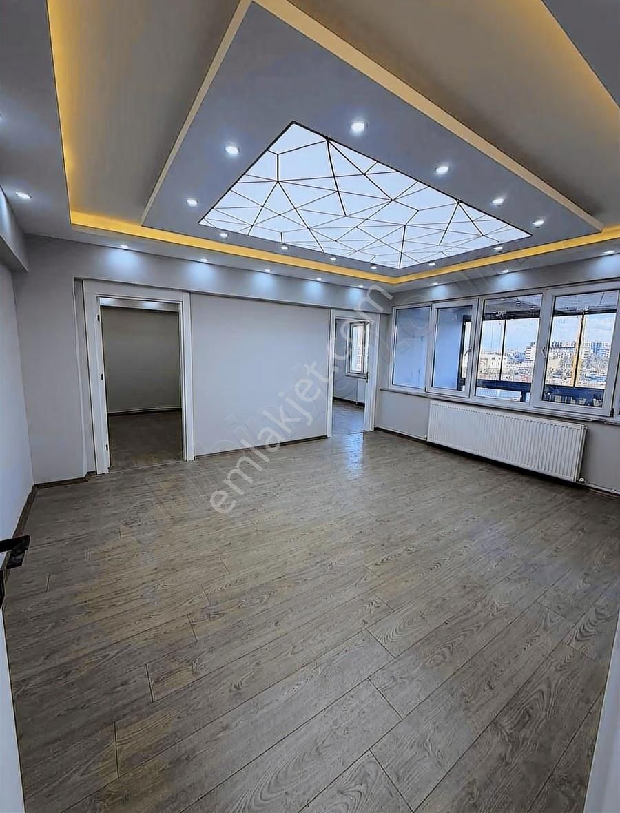 Lotus'tan Park Afyon Karşısında Adan Zye Yenilenmiş Fırsat Daire