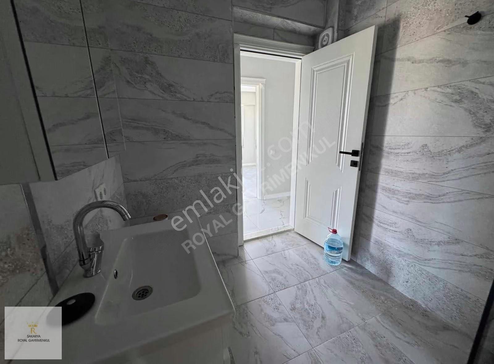 Serdivan Köprübaşı'nda Sıfır Gibi 2+1 Kiralık Lüks Daire - Görsel 15