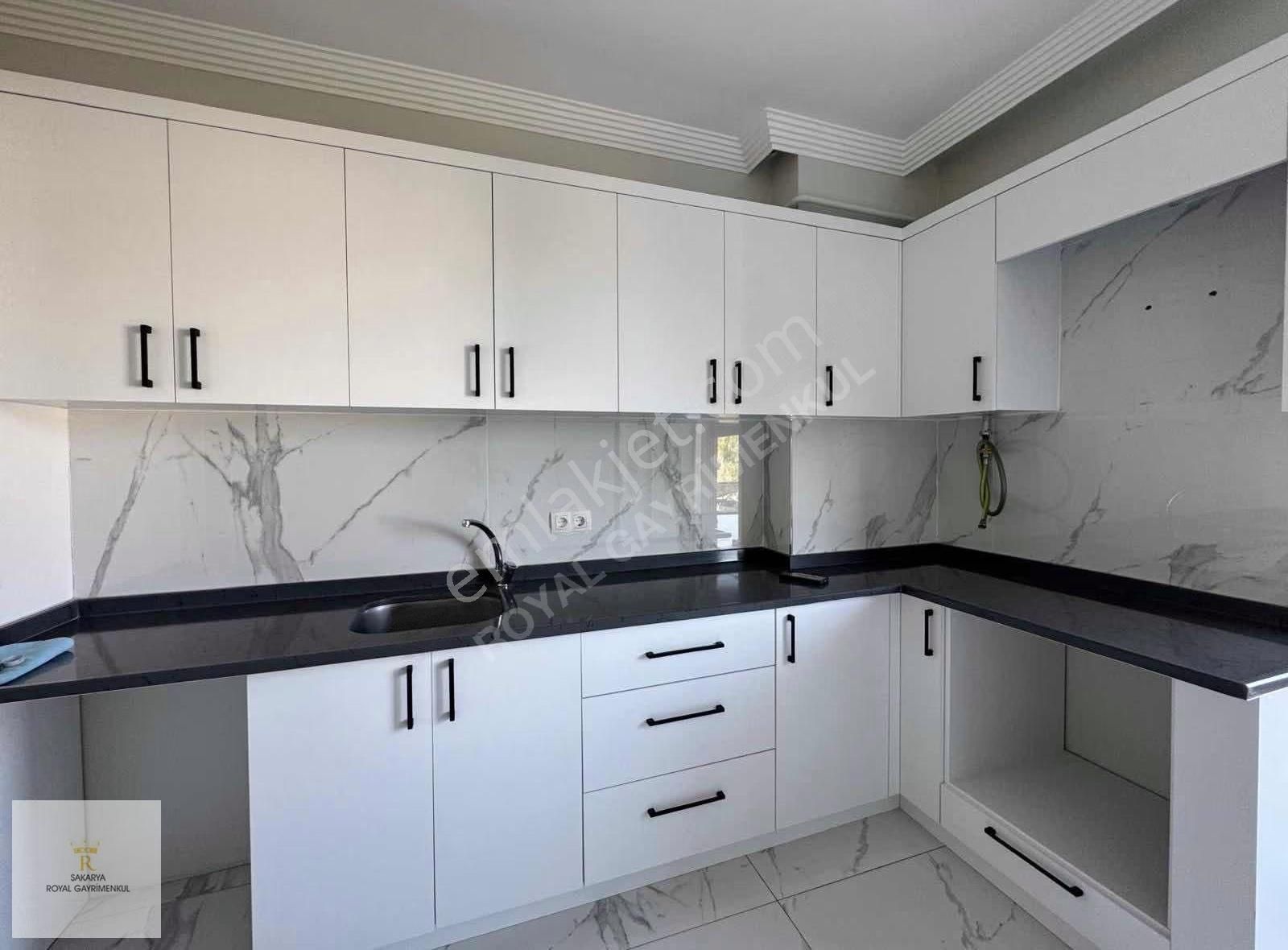 Serdivan Köprübaşı'nda Sıfır Gibi 2+1 Kiralık Lüks Daire - Görsel 22