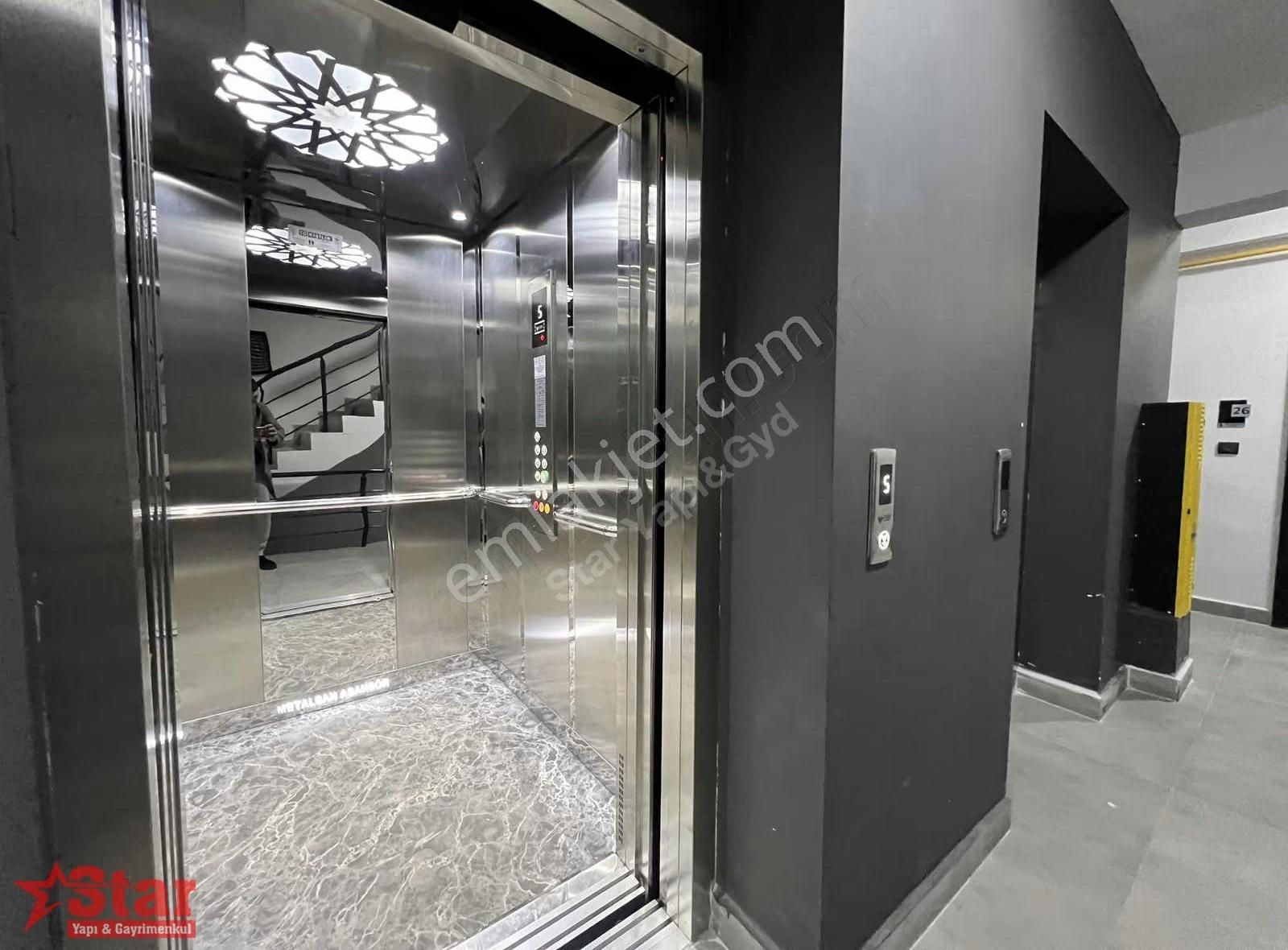 Körfez Marina Karşısı Ultra Lüx Sıfır Eşyalı Cambalkon Kombili - Görsel 5