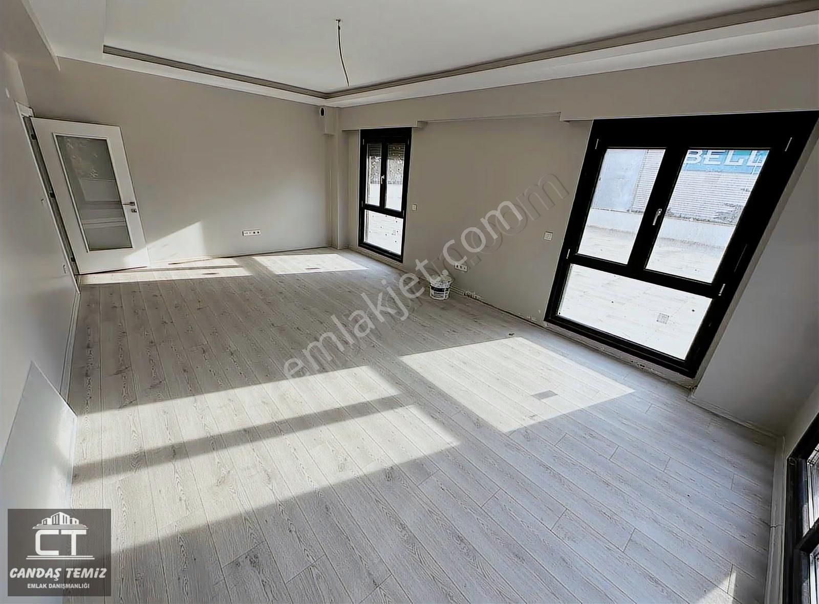 Ct Emlak'tan Atalar'da Satılık3+1sıfır Lüx Daire/e.banyo/teraslı - Görsel 20