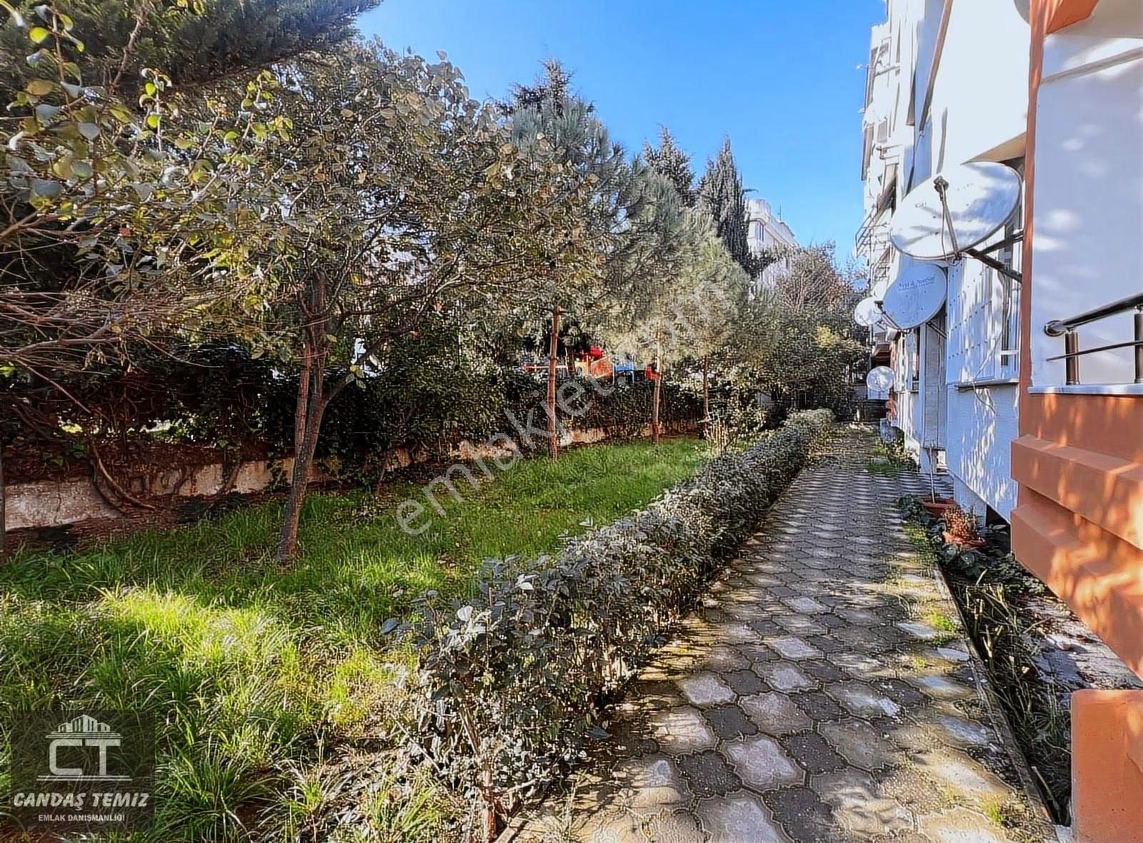 Ct Emlak'tan İdealtepe'de İçi Yenilenmiş Geniş Y.giriş 3+1 Daire - Görsel 29