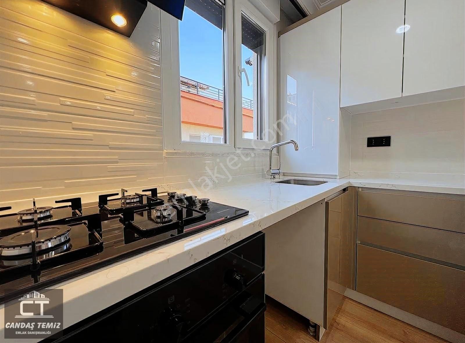 Ct Emlak'tan Adatepe Sahilde Sıfır Binada Lüx Satılık 1+1 Daire - Görsel 3