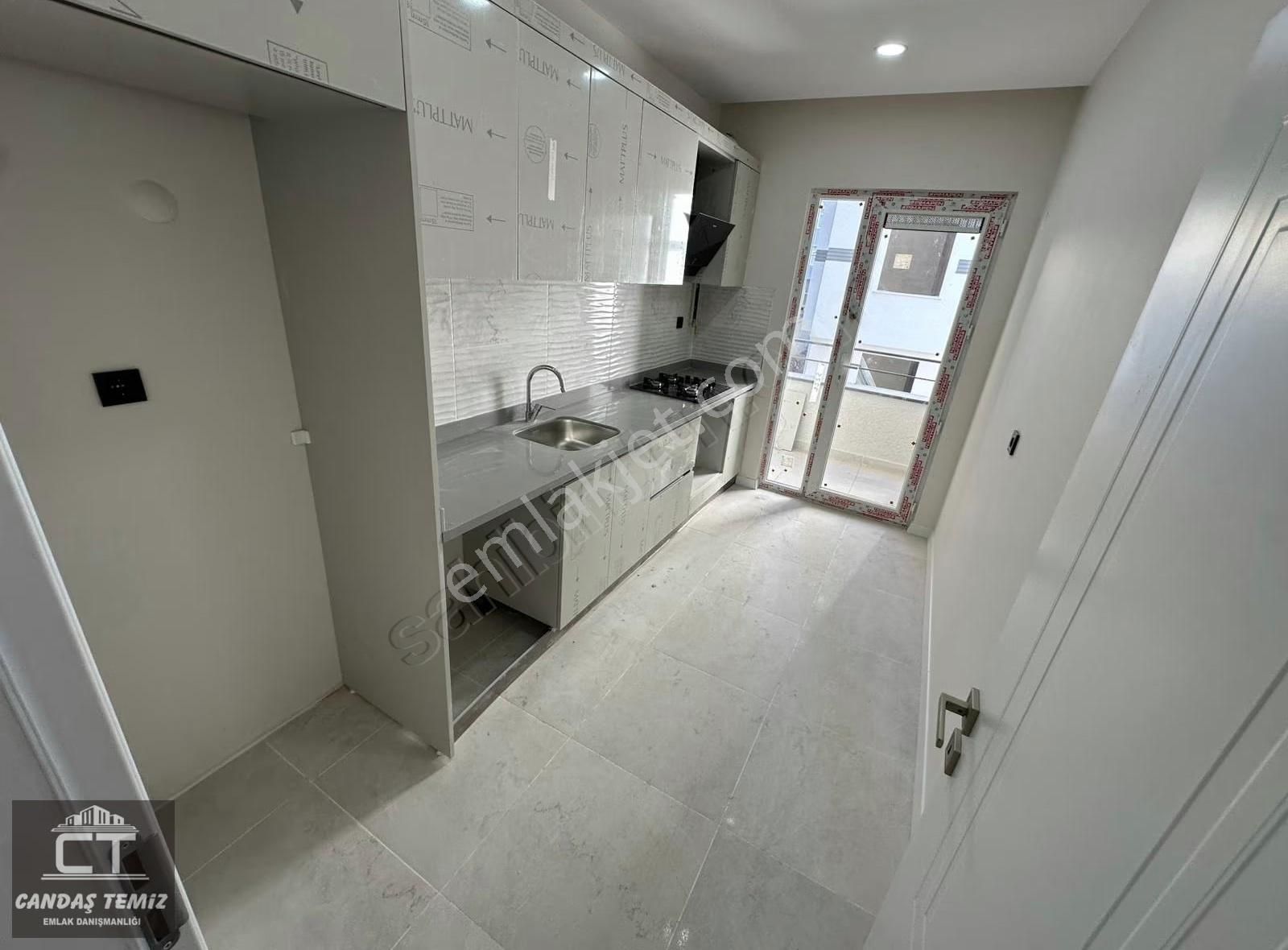 Ct Emlak'tan Karlıktepe'de K.otoparklı 70m2 Net Satılık(2+1) - Görsel 11