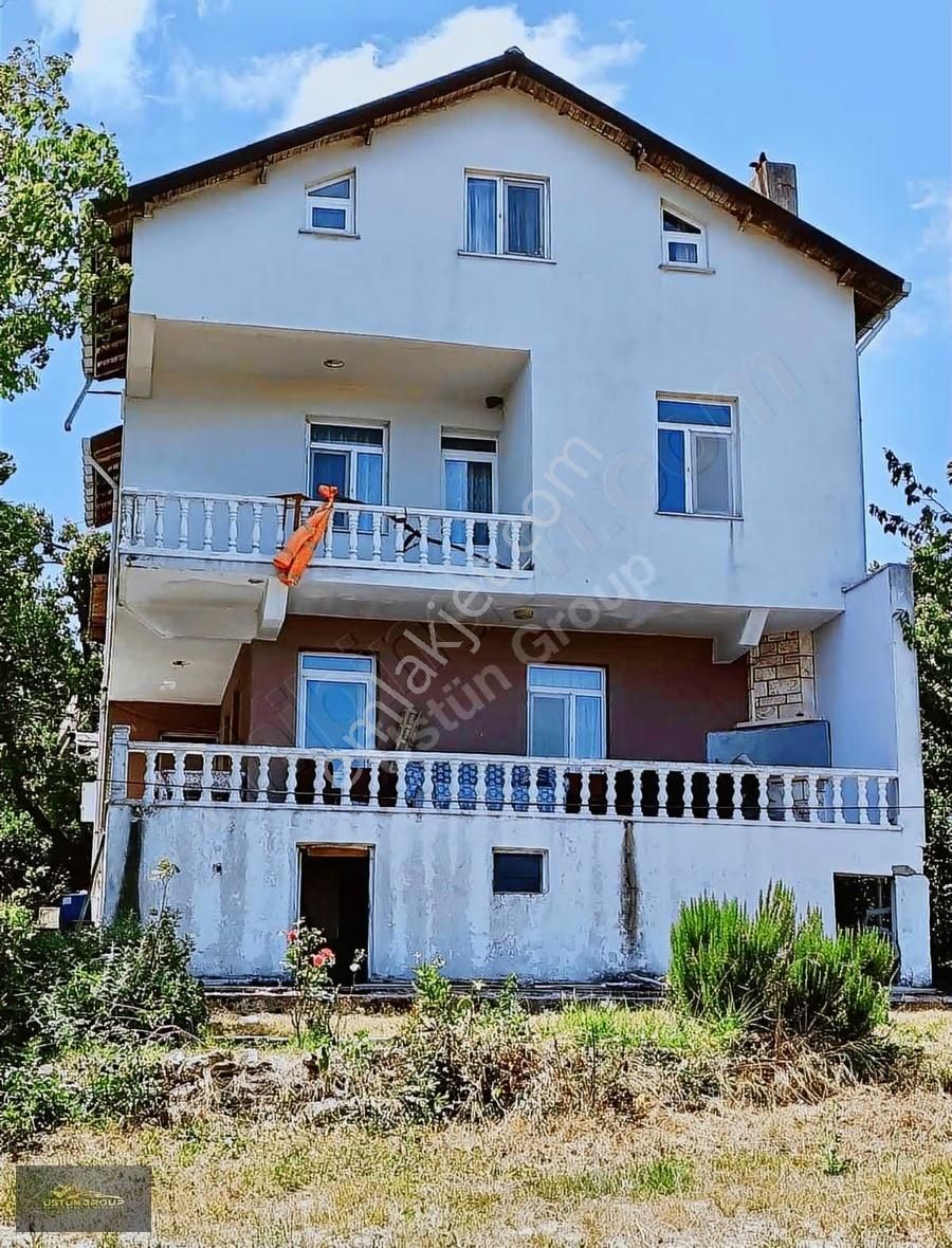 Çatalca Kalafköy'de Müstakil Villa - 1220m² Arsa İçinde - Görsel 33