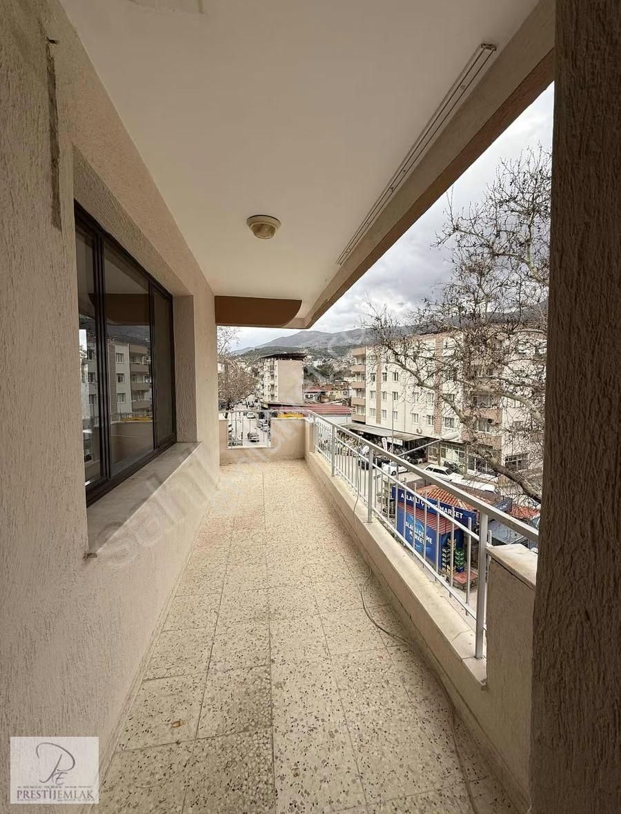 Tire Prestij Emlaktan Aslanlı Çeşmede Kiralık Daire - Görsel 2