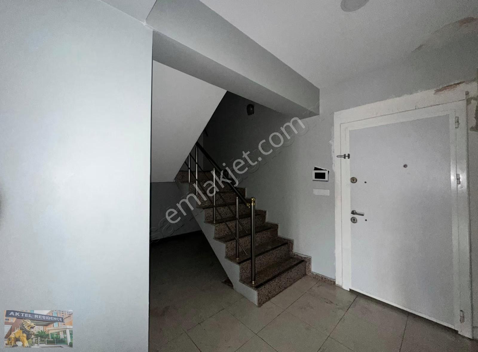 Aktel Satış Ofisinden Kiralık Büyük 3+1 227m² Ters Dubleks Daire - Görsel 11