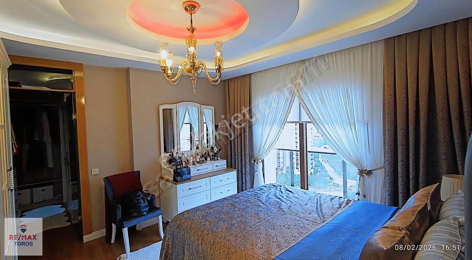 Remax Toros'tan Mezitli'de Muhteşem Konumda Satılık 4+1 Daire - Görsel 28