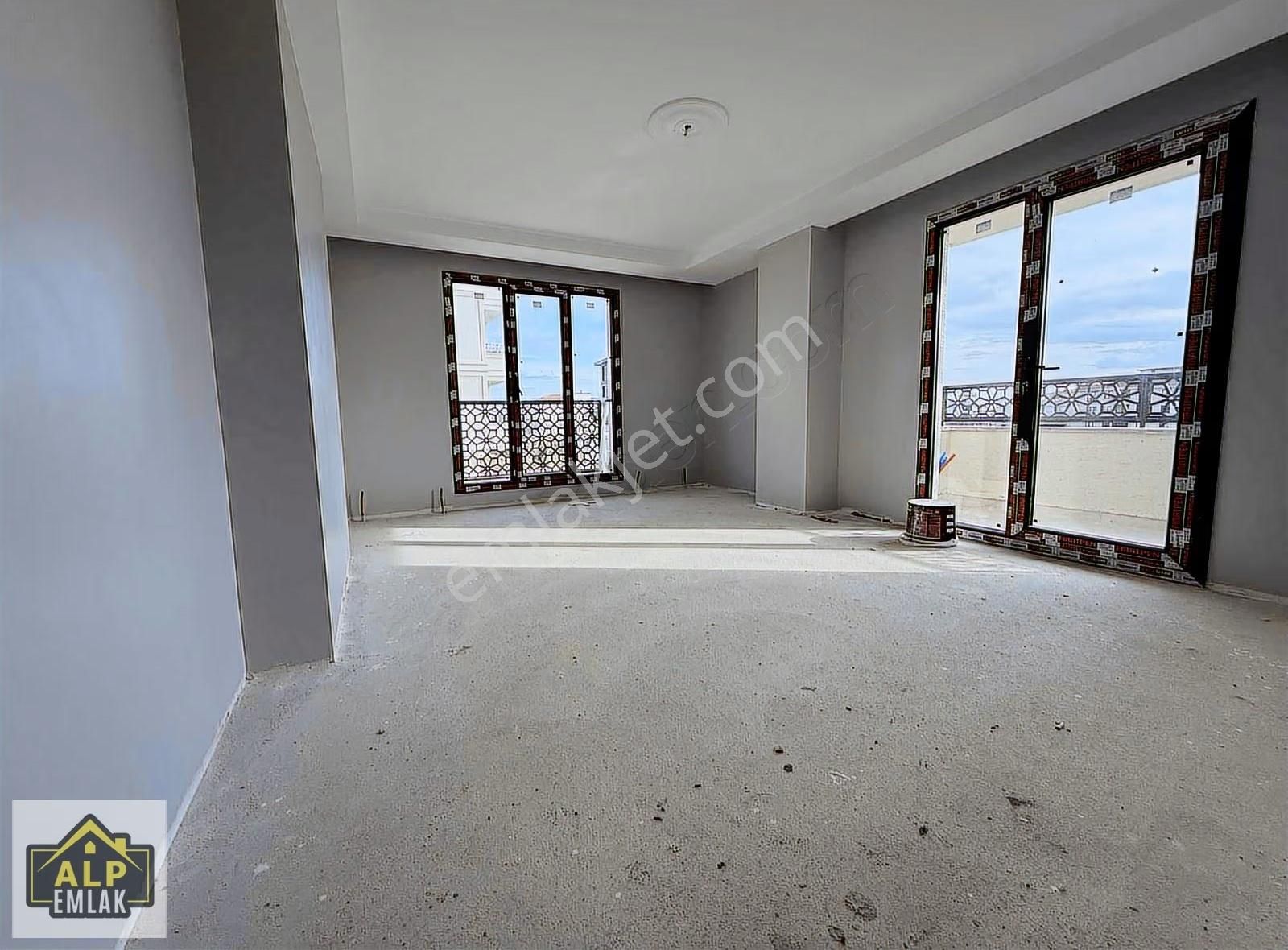 E5 250 Metre Mesafede 2+1 Ultra Lüks Güney Cephe Daire - Görsel 7