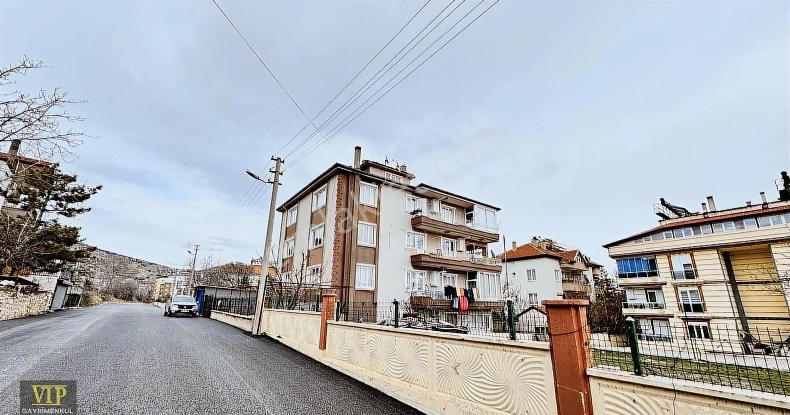 Vip Gayrimenkul'den Müstakil Havasında 4+1 Ultra Geniş Daire - Görsel 23