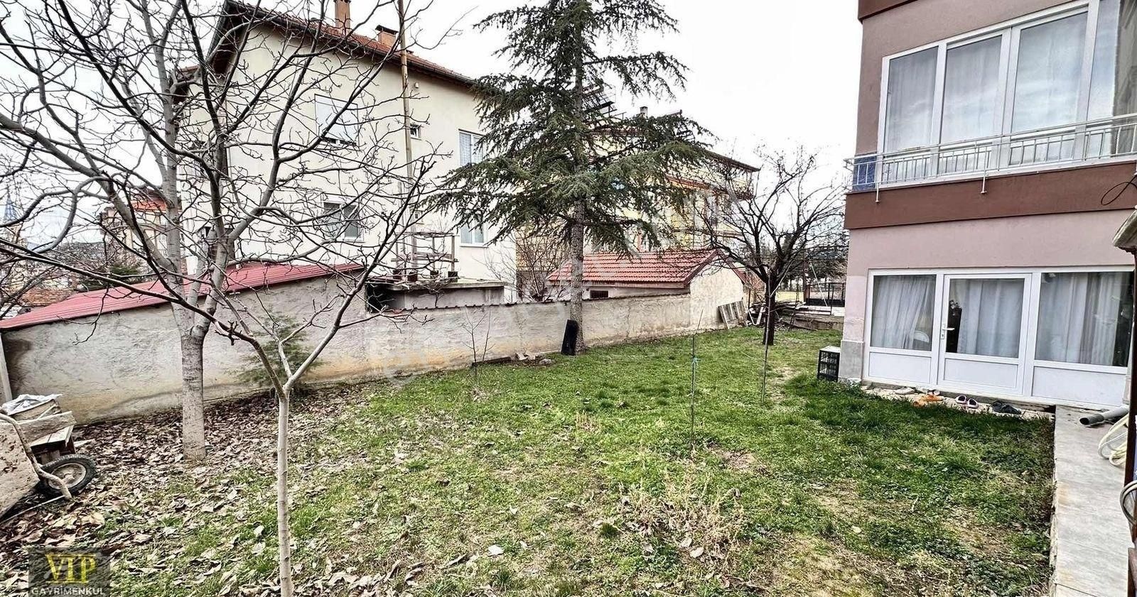 Vip Gayrimenkul'den Müstakil Havasında 4+1 Ultra Geniş Daire - Görsel 11