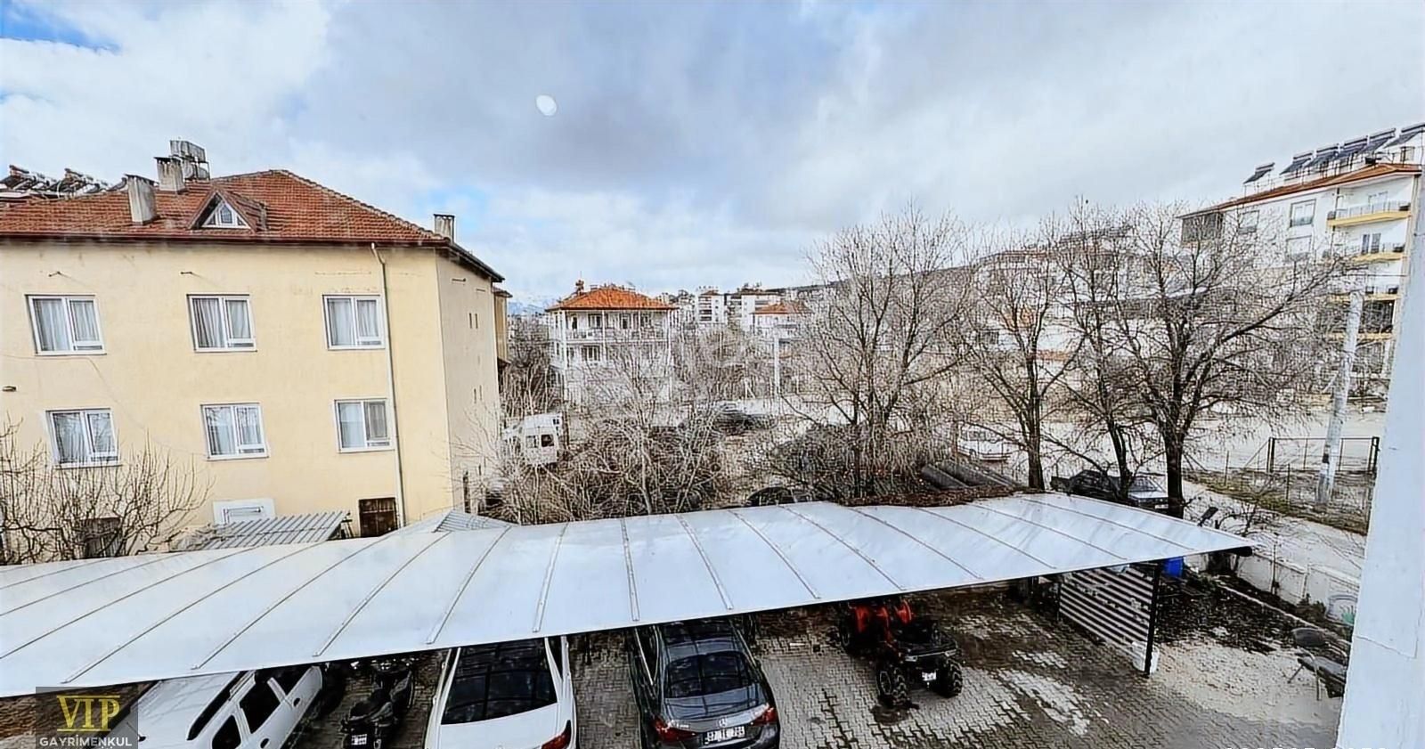 Vip Gayrimenkul'den Dua Yokuşu Altında 1. Kat 3+1 Daire - Görsel 17