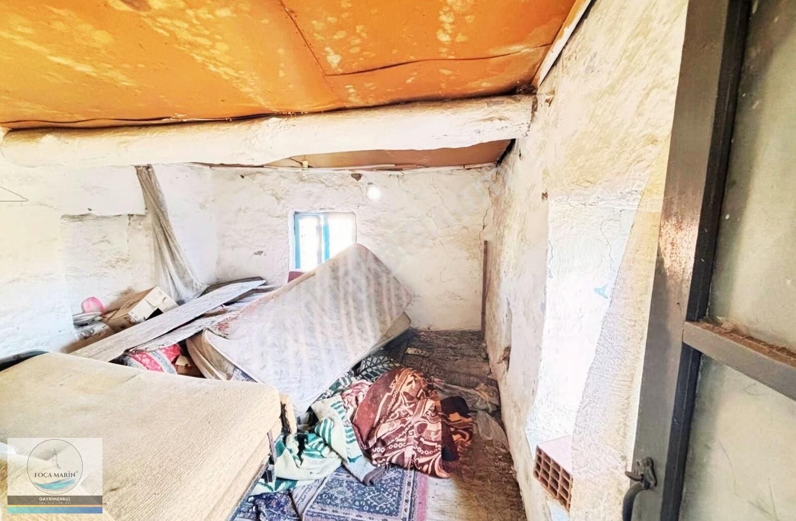 Foça Kozbeyli'de Meydana Yürüme Mesafesiden Taş Köy Evi - Görsel 8