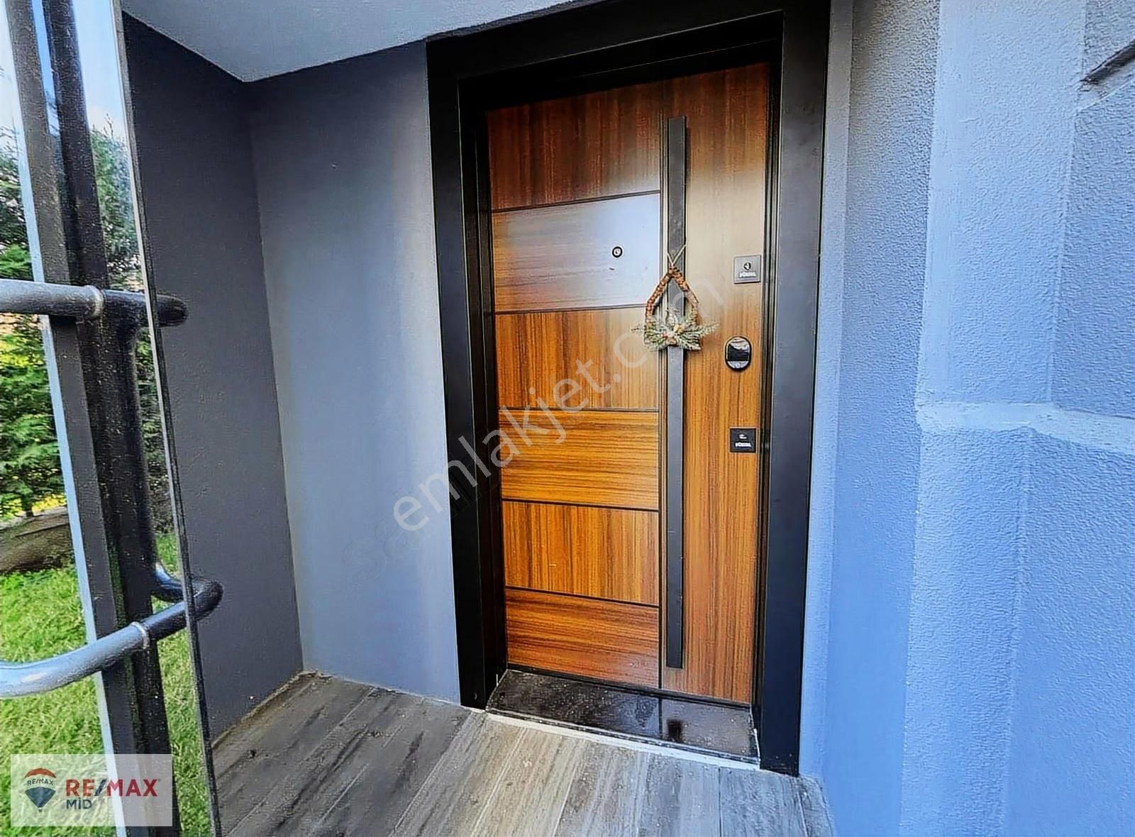 Remax Mıd'den Erdek Sahıl Mah. Lüks Site İçinde Havuzlu Villa - Görsel 10