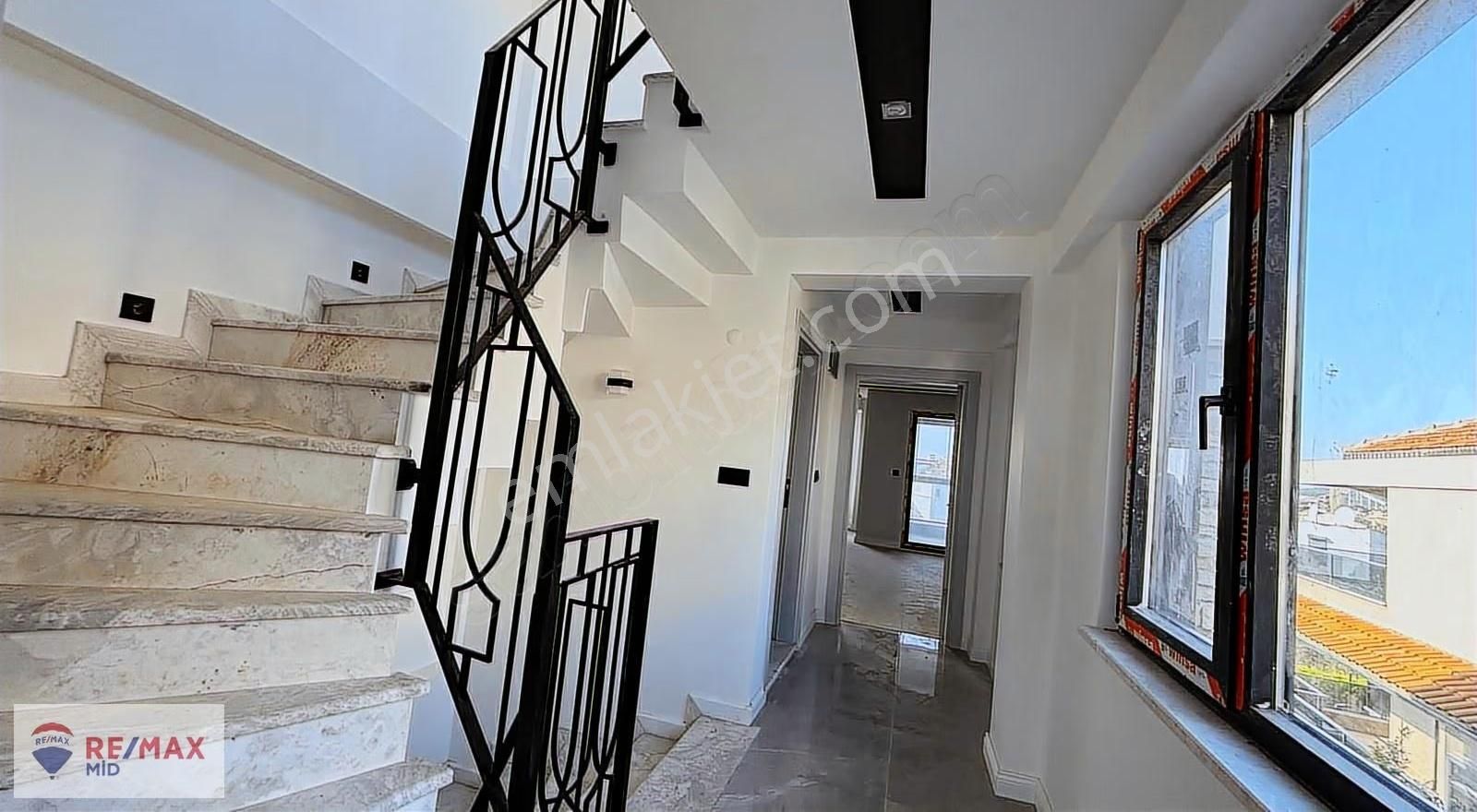 Remax Mıd Erdek Sahil Mah Lüks Havuzlu Villa - Görsel 6