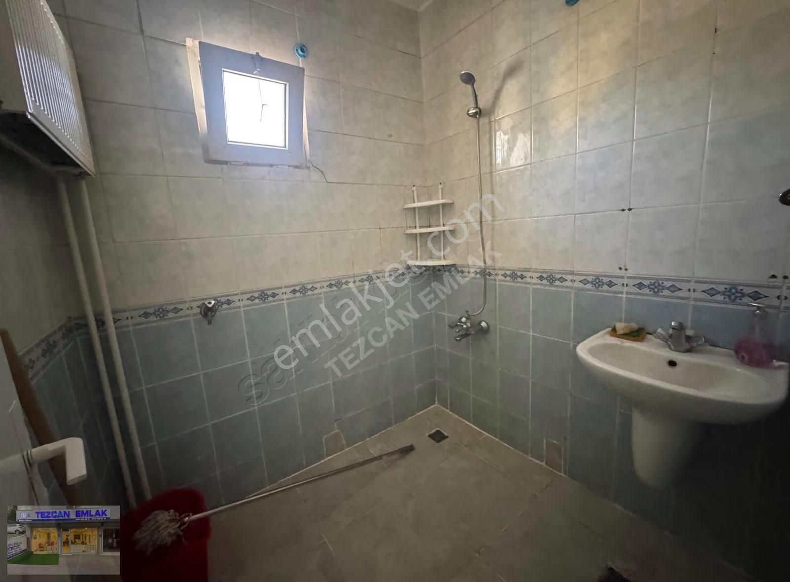 Kuyubaşı Metroya 3.dk Mesafede 3+1 Eşyalı Ön Cephe - Görsel 18