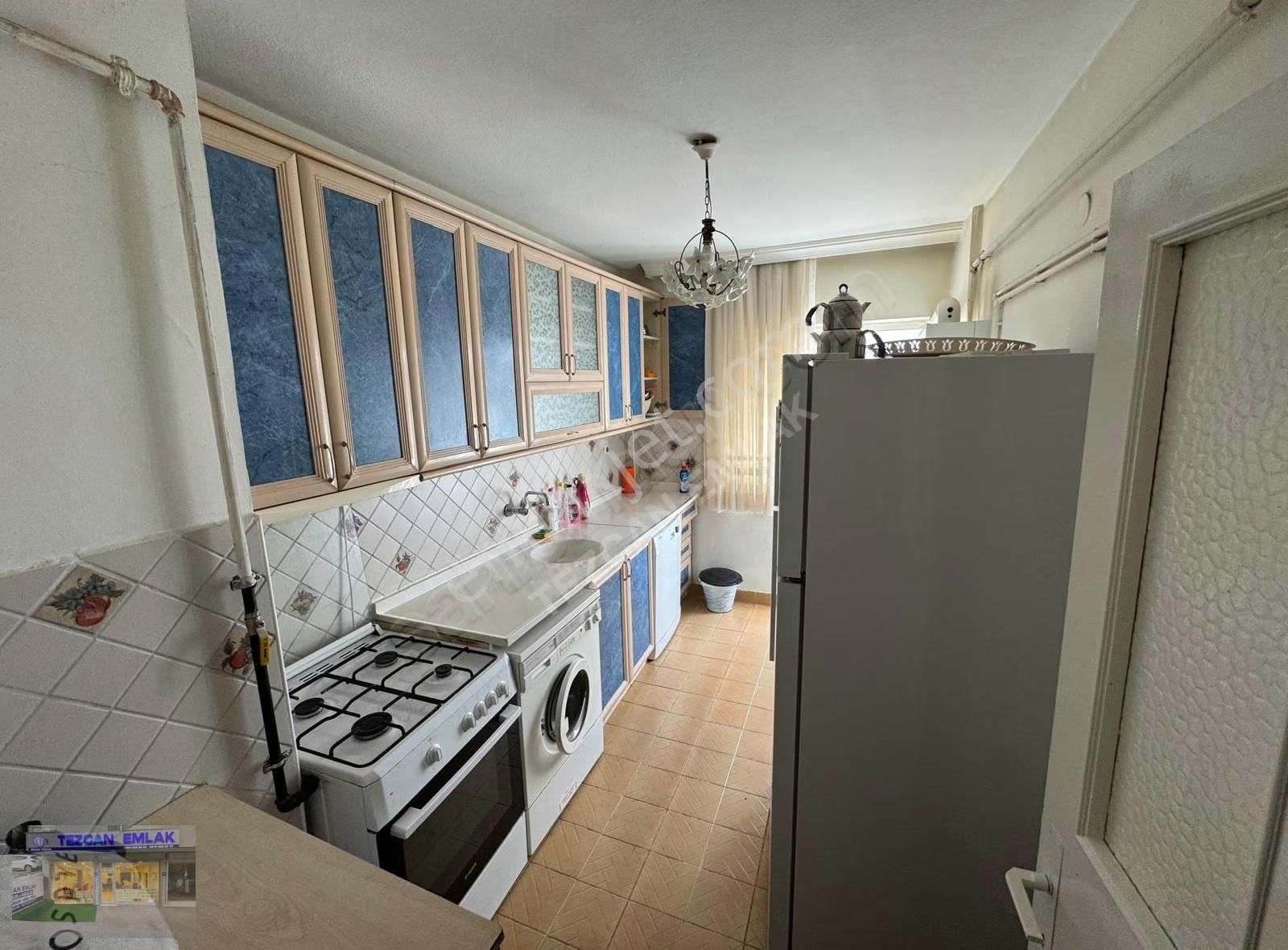 Kuyubaşı Metroya 3.dk Mesafede 3+1 Eşyalı Ön Cephe - Görsel 7