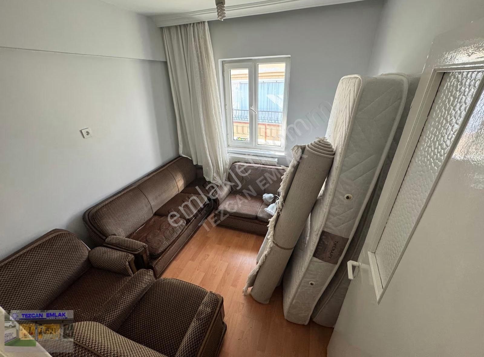 Kuyubaşı Metroya 3.dk Mesafede 3+1 Eşyalı Ön Cephe - Görsel 5