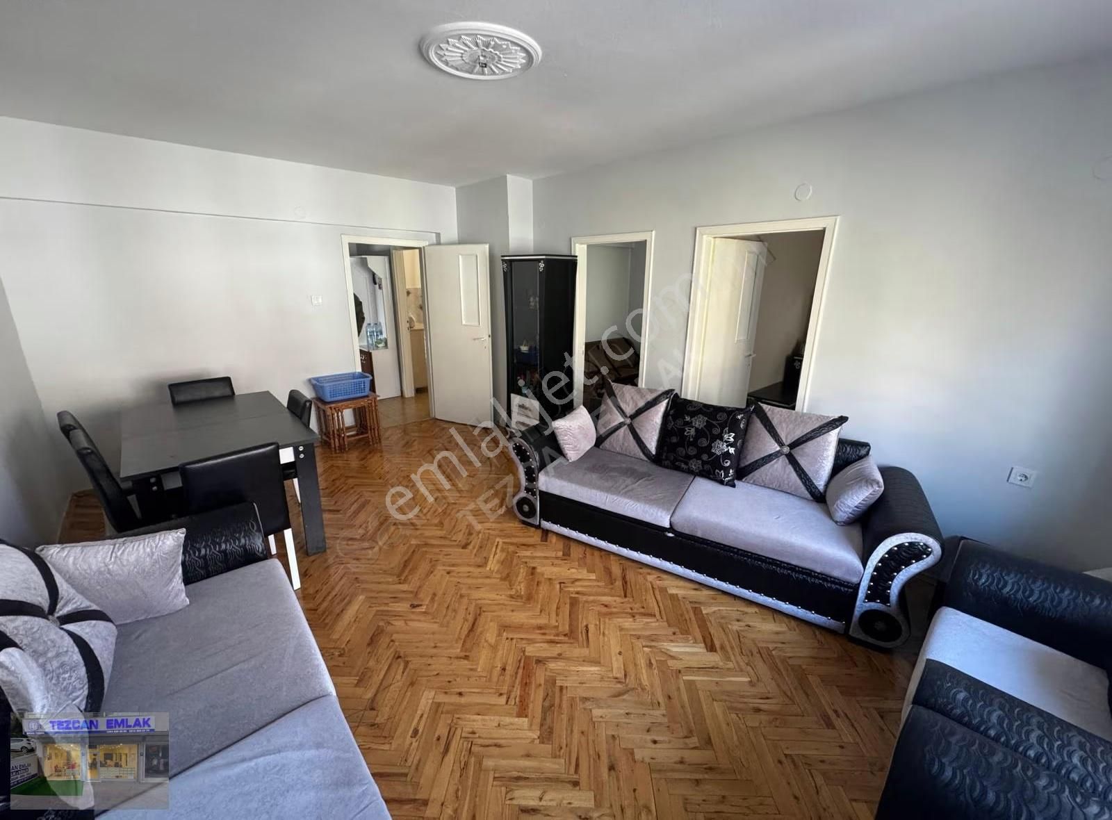 Kuyubaşı Metroya 3.dk Mesafede 3+1 Eşyalı Ön Cephe - Görsel 4