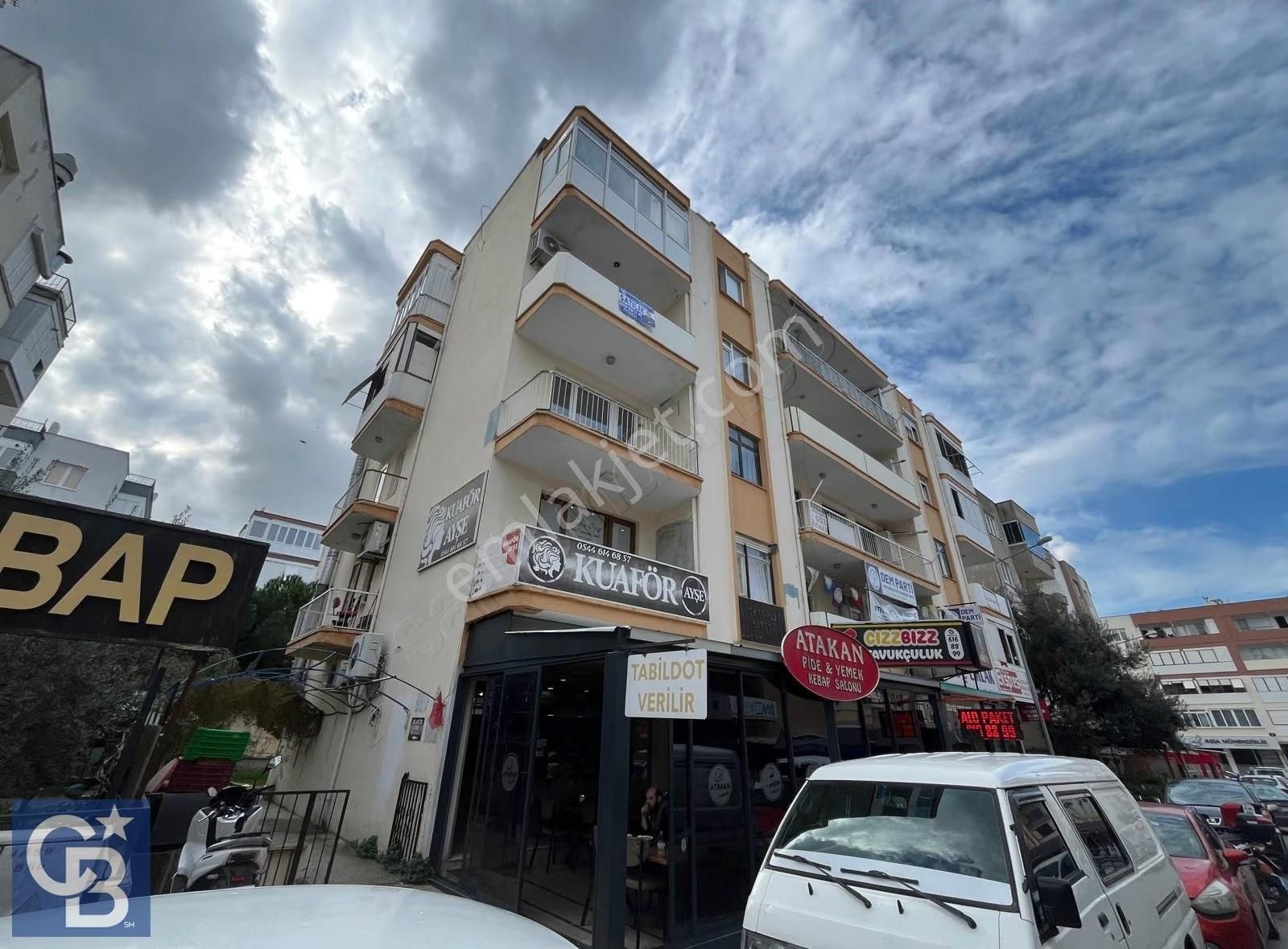 Doktorlar Sitesinde Satılık Arakat Daire