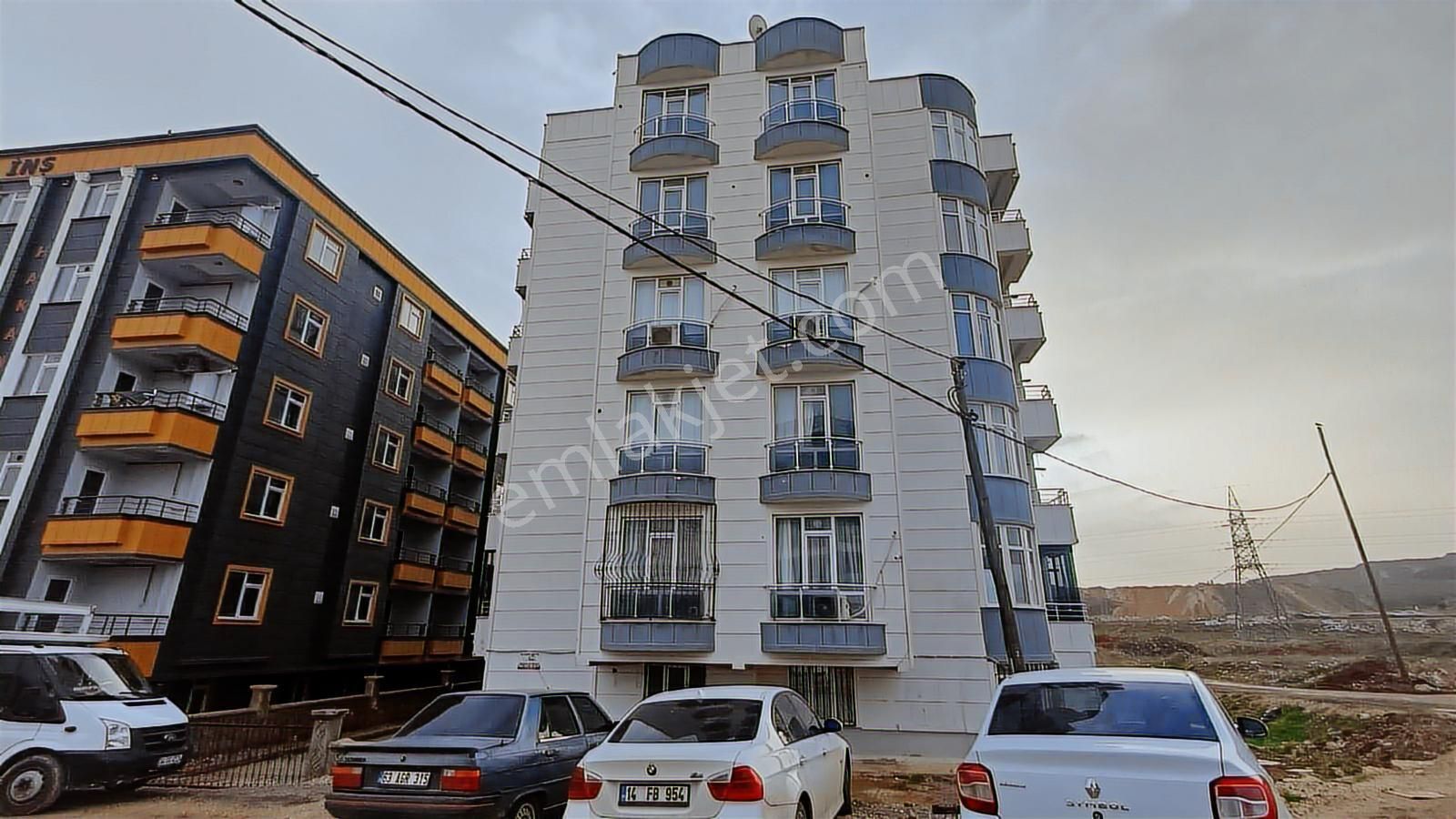 Şehir Hastanesine Yakın