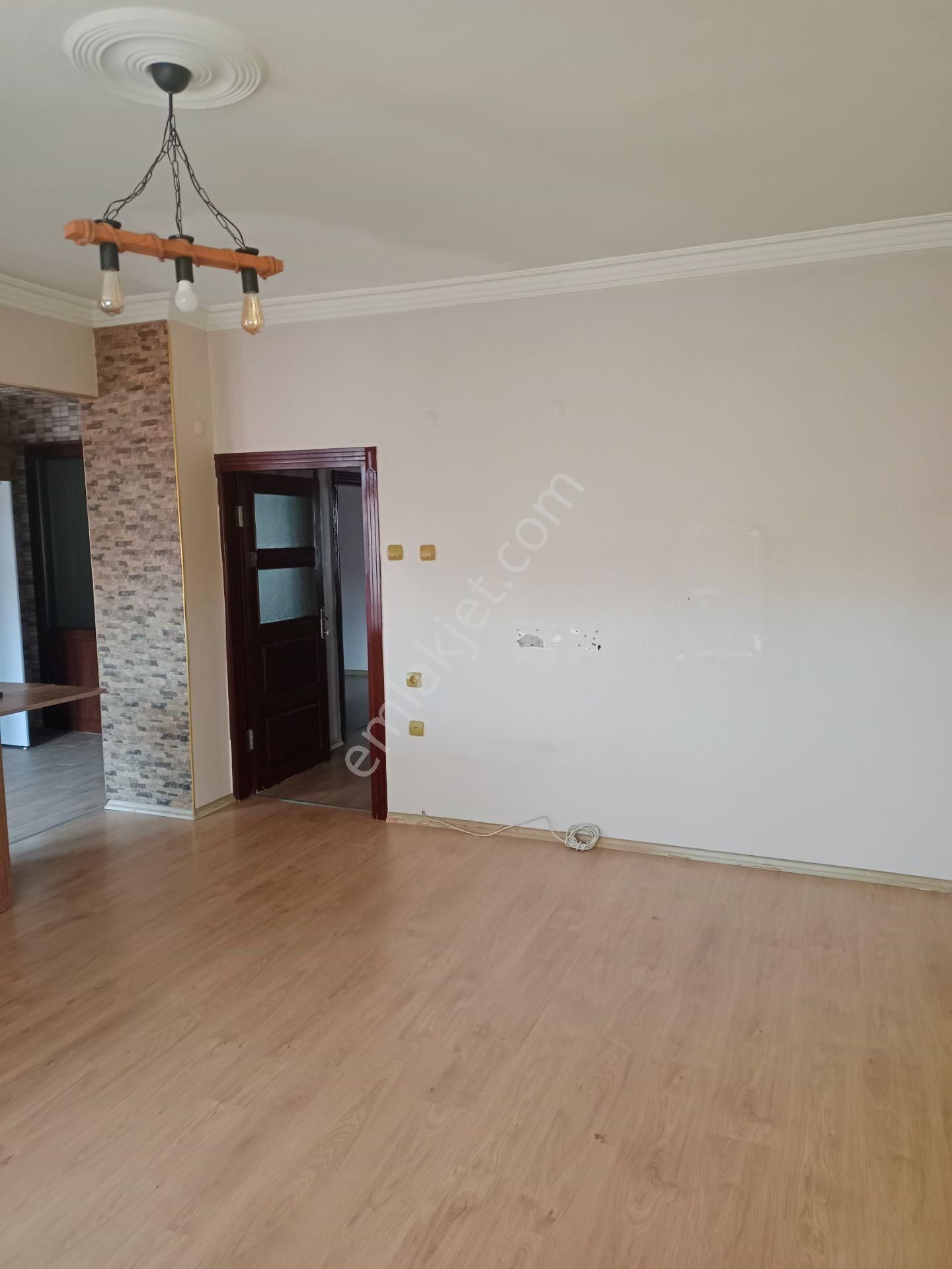 Lemas Emlak : Cumhuriyet Mah 3+1 Doğalgazlı Daire - Görsel 26