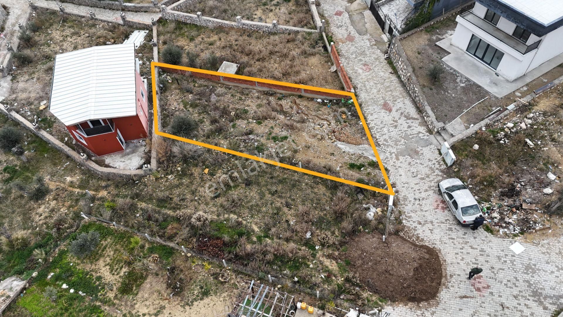 Buca Karacaağaç Hisse Tapulu Elektrik Su Oturmuş Sitede Manzara İzmir
