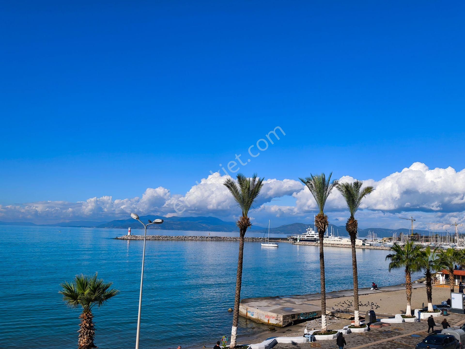Kuşadası'nda Tabela Değeri Yüksek, Ofis, Muayenehane Olur 2+1 Daire... - Görsel 2