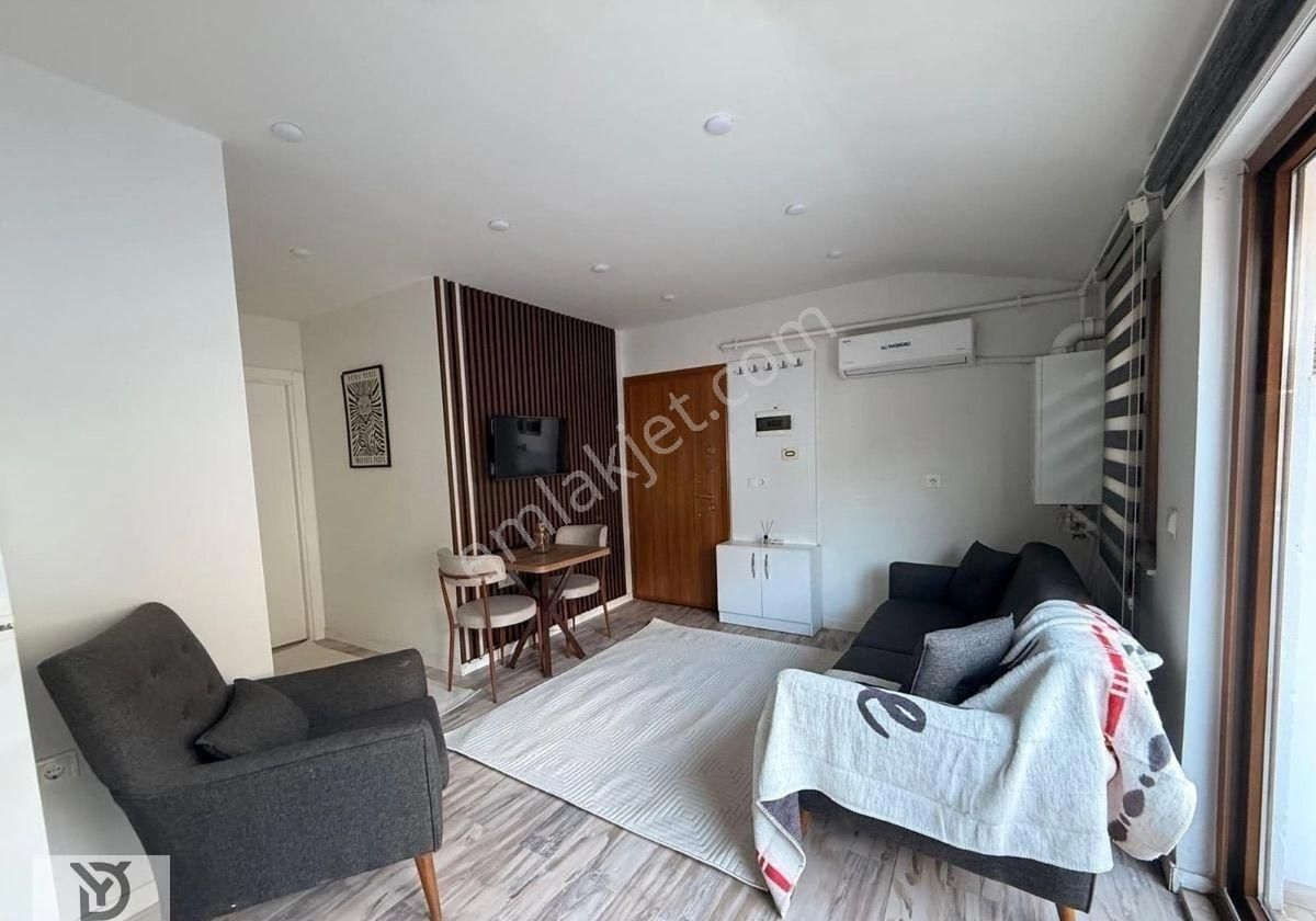 İstiklal Mahallesınde Lüx Eşyalı 1+1 Apart - Görsel 23