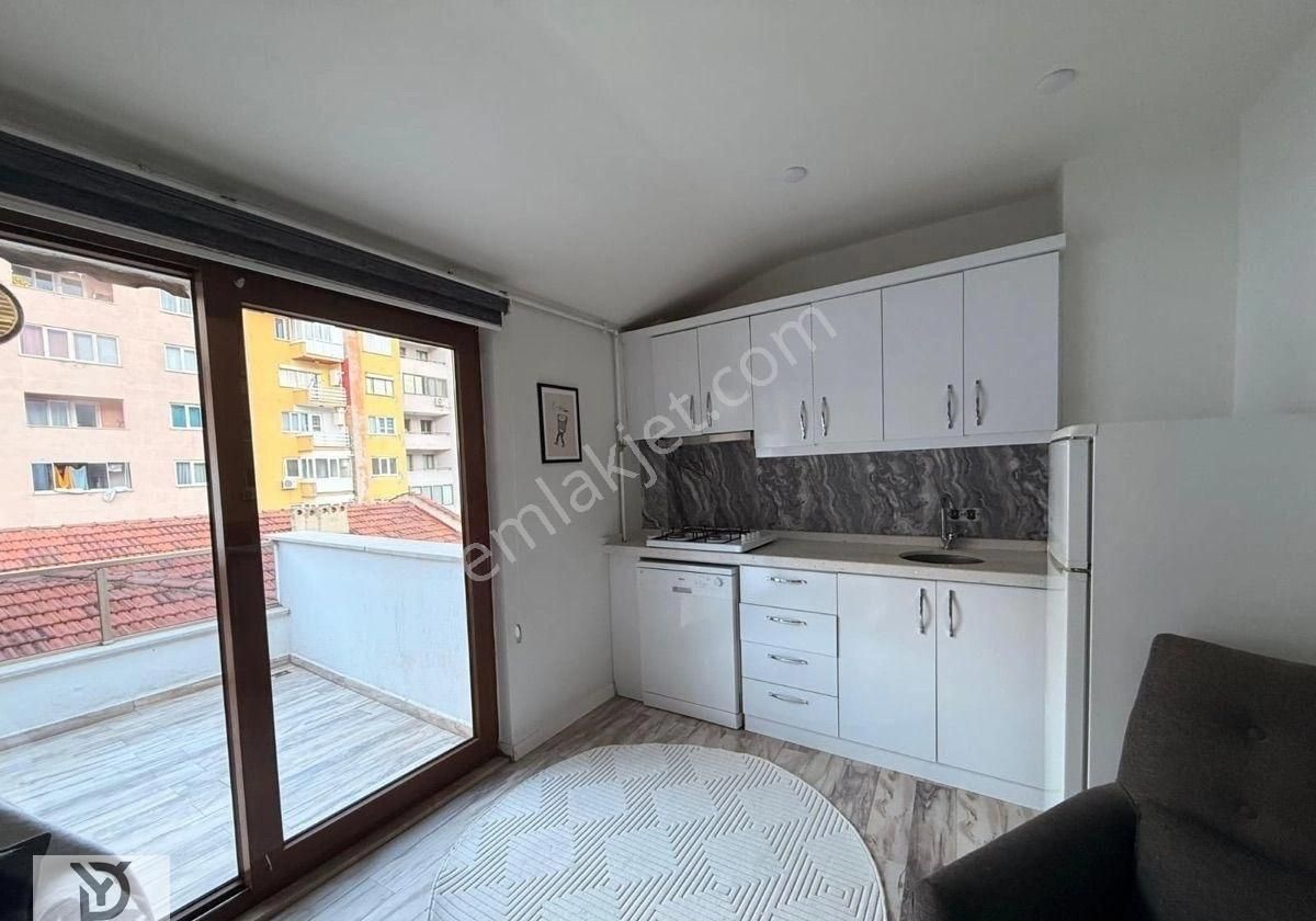 İstiklal Mahallesınde Lüx Eşyalı 1+1 Apart - Görsel 17