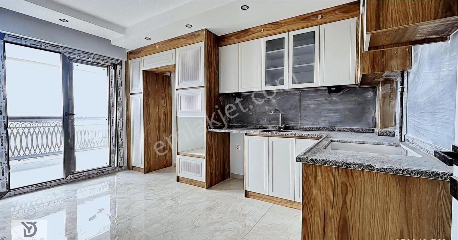 Gümüşçay Yeni Mahallede Satılık Lüx 2+1 Daire