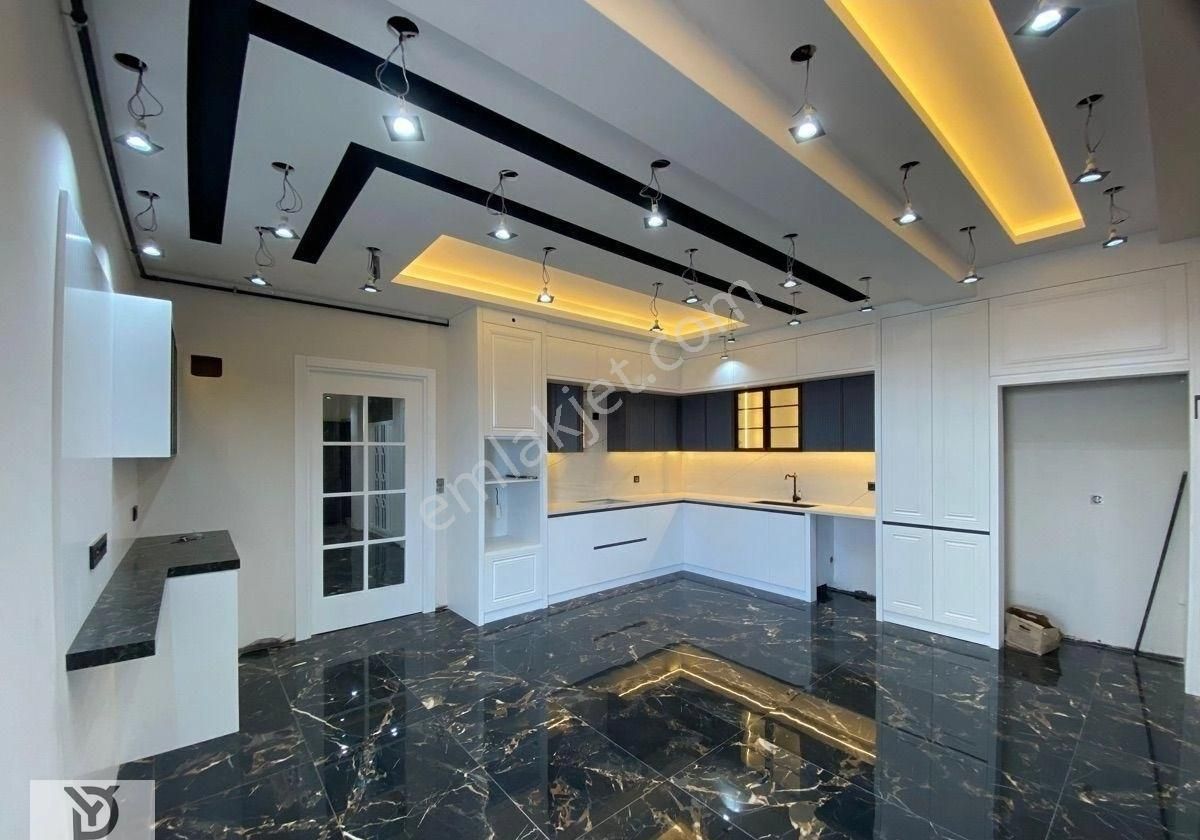 Lüks''ün Ve Konforun Yeni Tanımı Bereketler Mahallesi'nde 4+1 200m2 Ultra Lük Daireler - Görsel 3