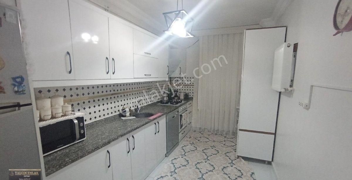 Konumu Güzel Ana Caddeye Yakın 2+1 Bakımlı Giriş Kat - Görsel 7