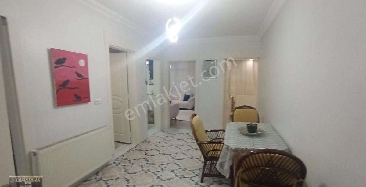 Konumu Güzel Ana Caddeye Yakın 2+1 Bakımlı Giriş Kat - Görsel 2