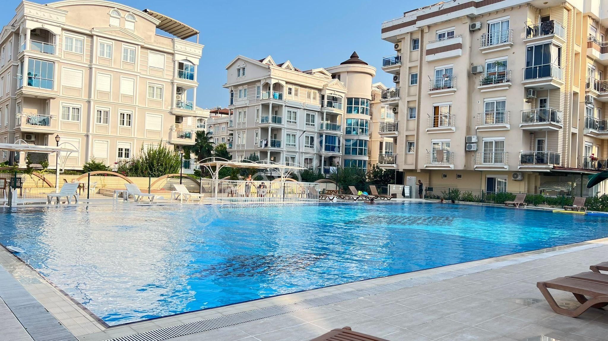 Antalya Konyaaltı Çok Iyı Lokasyonda Çok Donanımlı Sıte Içerısınde Katta Fırsat Satılık 2 + 1 Daıre - Görsel 2