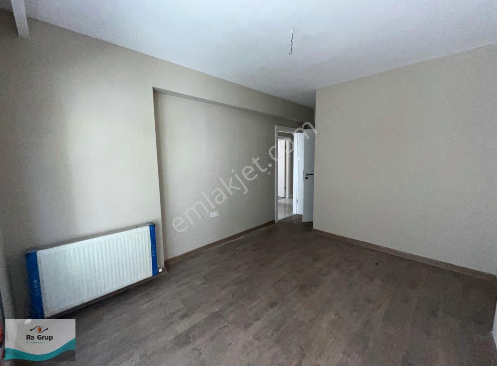 Karşıyaka B.üçokta Ebeveyn Banyolu Sıfır 2+1 Daire H-2 - Görsel 9