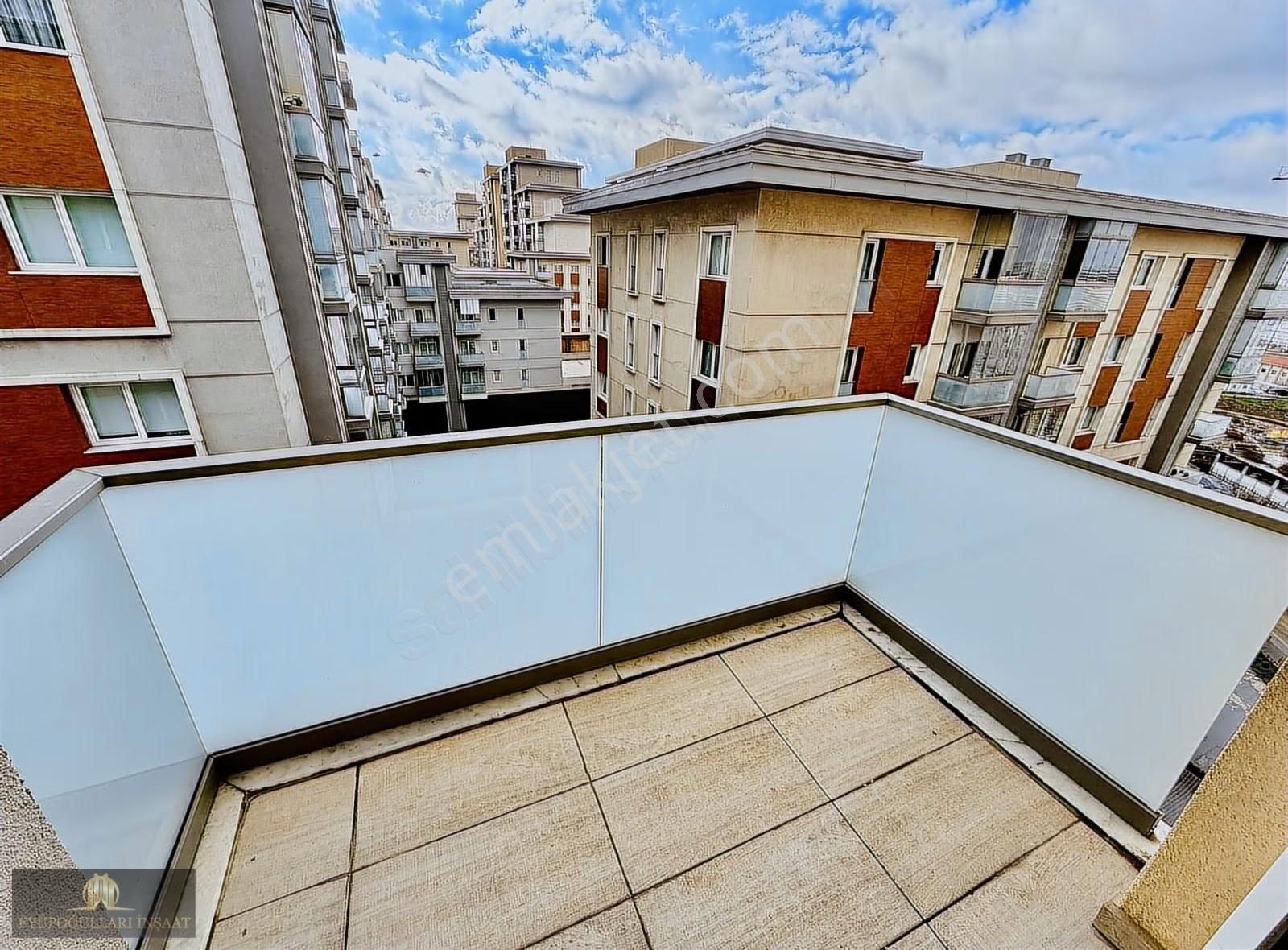 B.paşa Kiptaş Sitesinde D Blok 3+1 95 M2 6. Kat Satılık Daire - Görsel 3