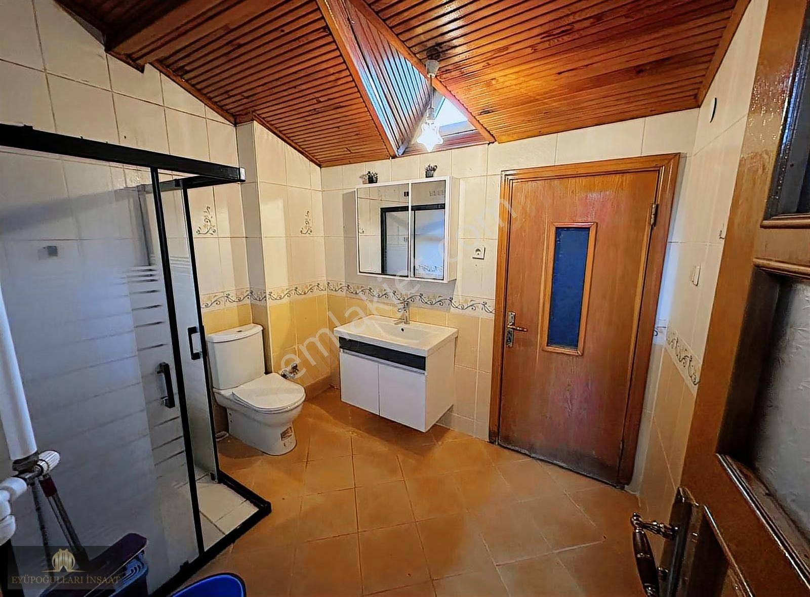 Eyüp İslam Bey Mah. 1+1 75m2 Kiralık Temiz Çatı Katı Daire - Görsel 9