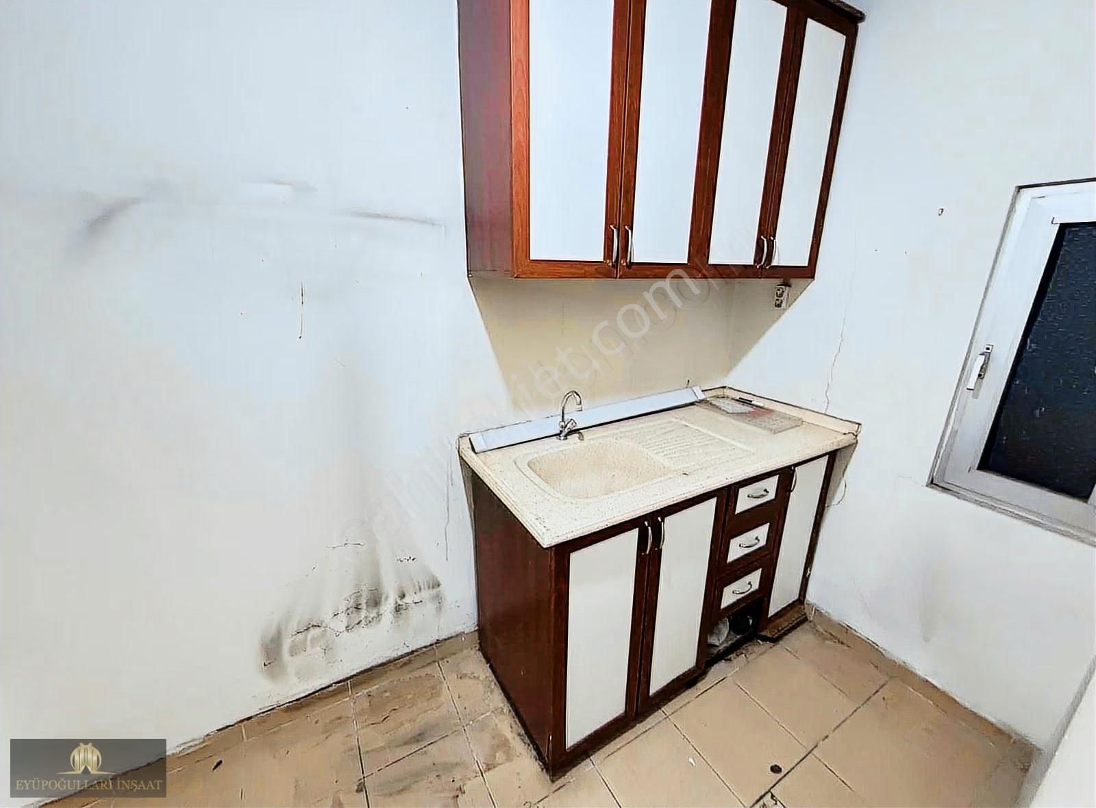 Bayrampaşa Merkezinde Köşe Cephe Kiralık Dükkan - Görsel 17