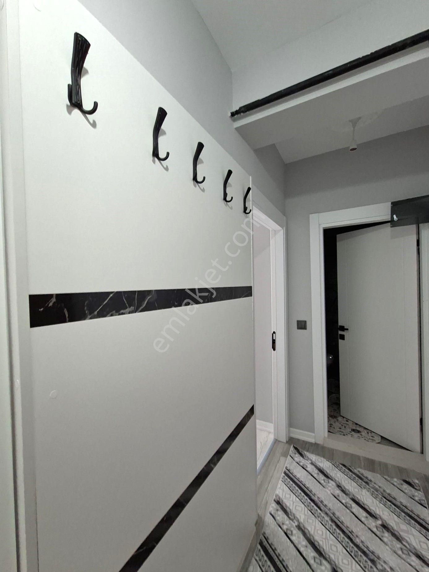 Recep Ümit'ten Şarhöyük Mahallesi Büyük Park Yakınında (sıfır) Eşyalı Kiralık 2+0 Ferah Geniş Daire - Görsel 18