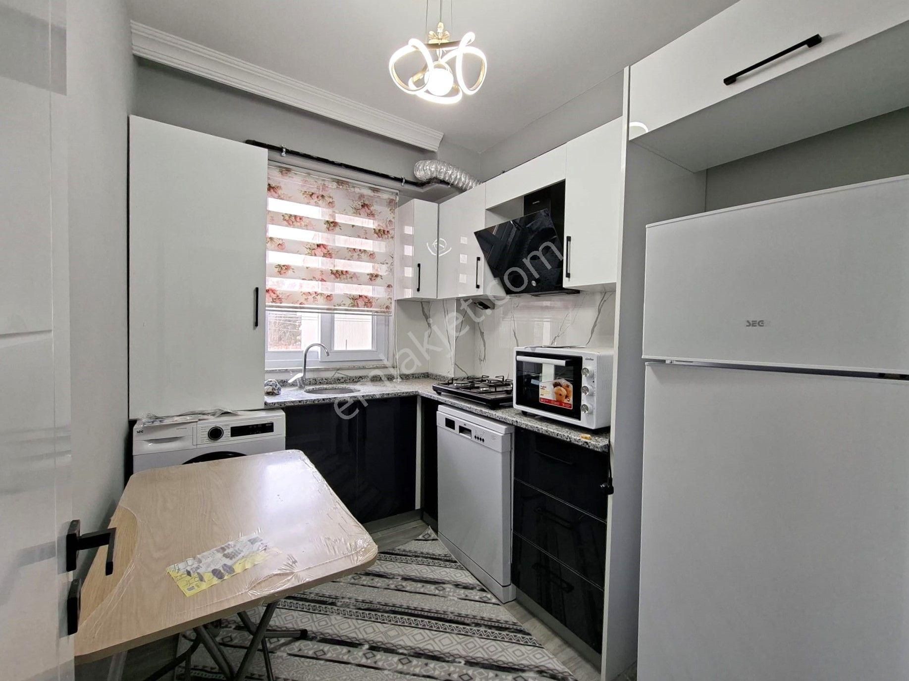 Recep Ümit'ten Şarhöyük Mahallesi Büyük Park Yakınında (sıfır) Eşyalı Kiralık 2+0 Ferah Geniş Daire - Görsel 10