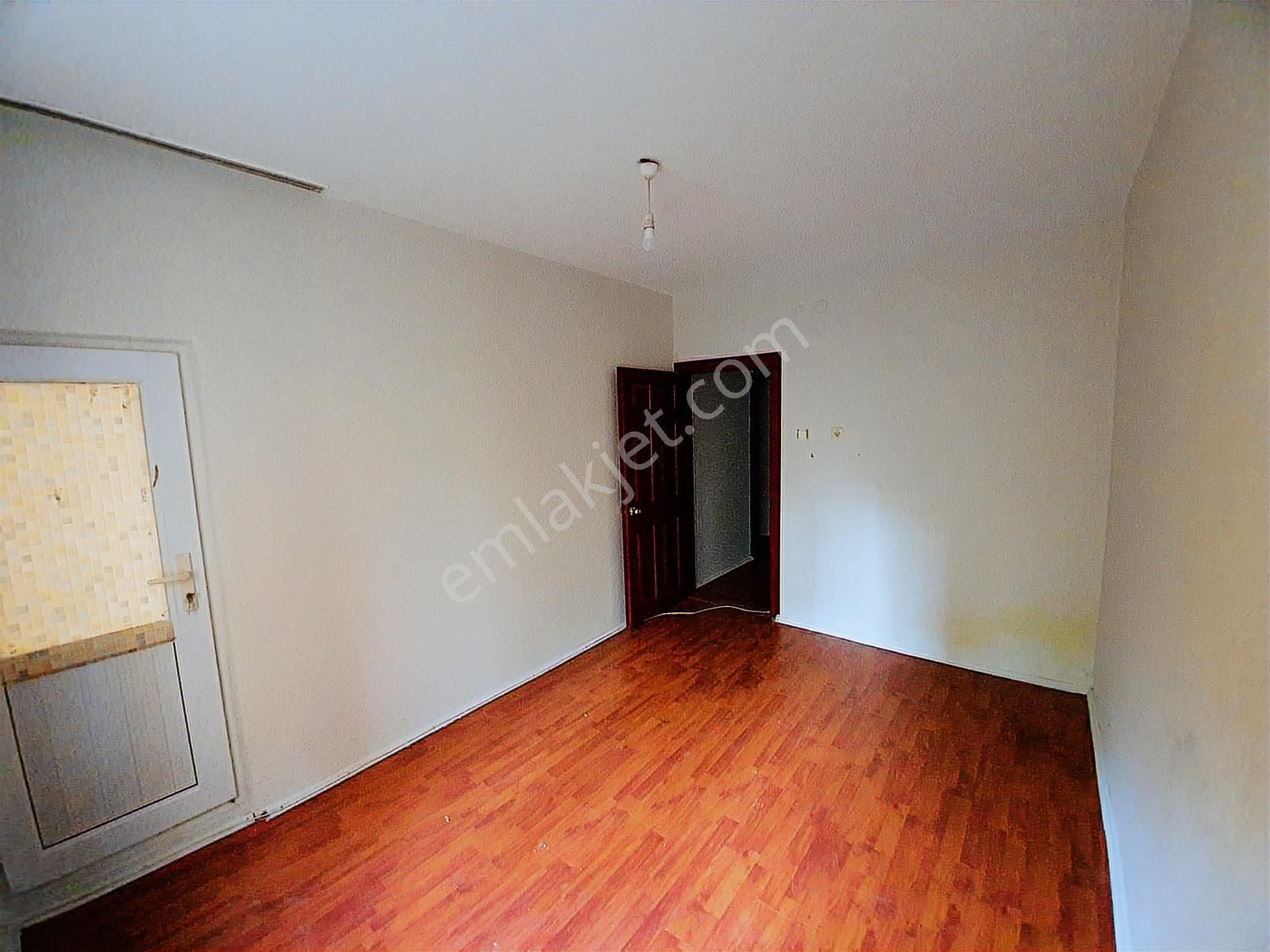 İstiklal Mah. Adalarda Şehrin Tam Kalbinde Bakımlı Kiralık 3+1 - Görsel 9