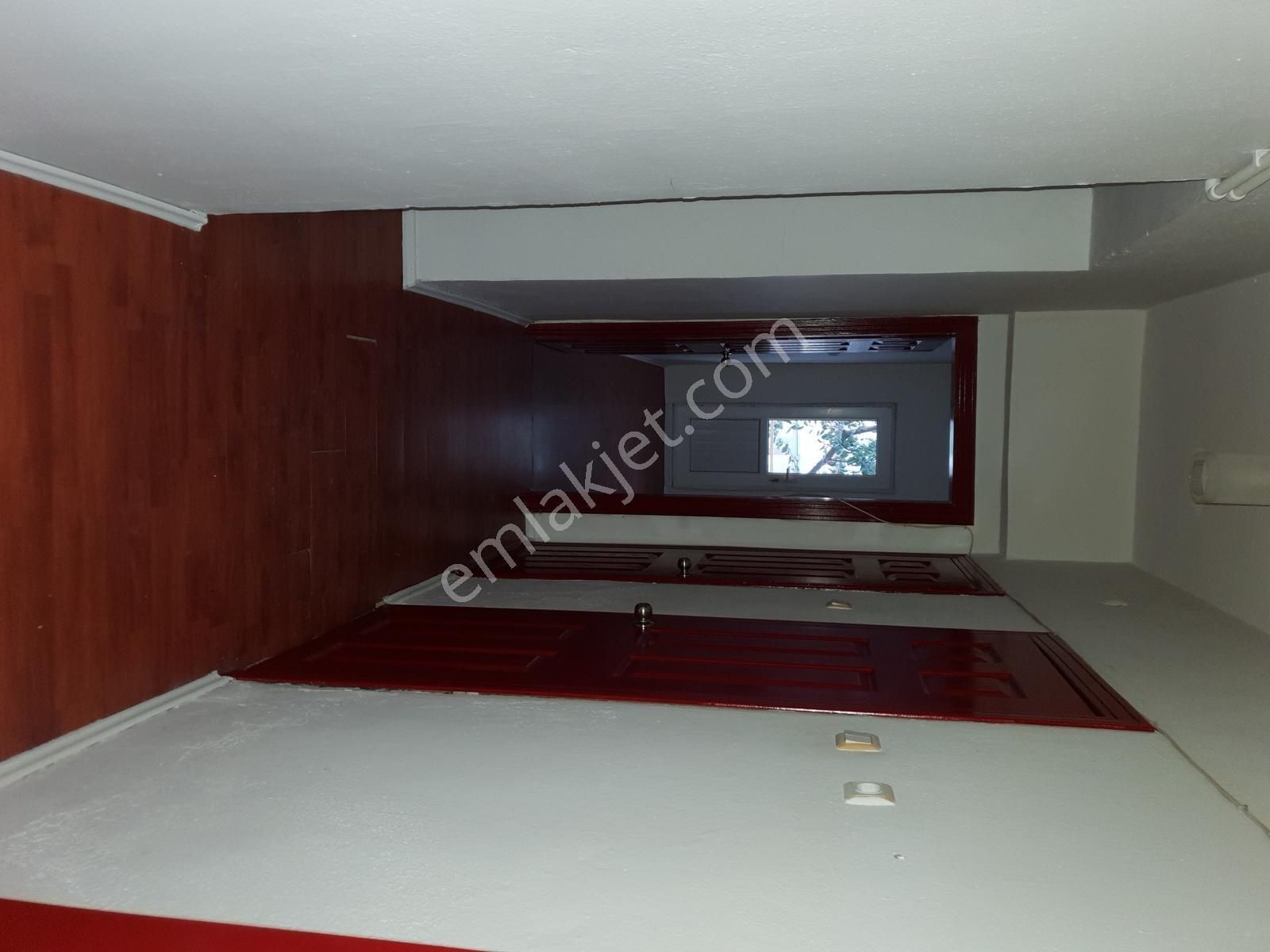 İstiklal Mah. Adalarda Şehrin Tam Kalbinde Bakımlı Kiralık 3+1 - Görsel 19