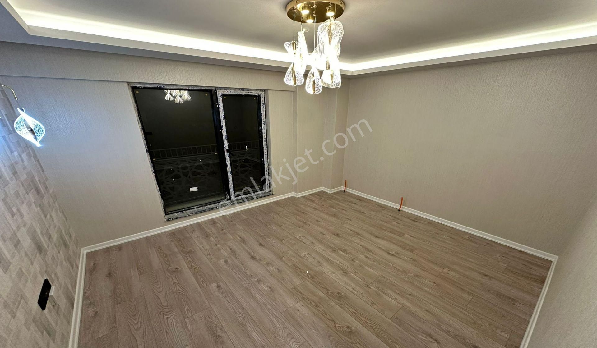 Karakayada Site Konseptinde Lüx Yapılı Geniş Mutfak Sıfır Daire - Görsel 15