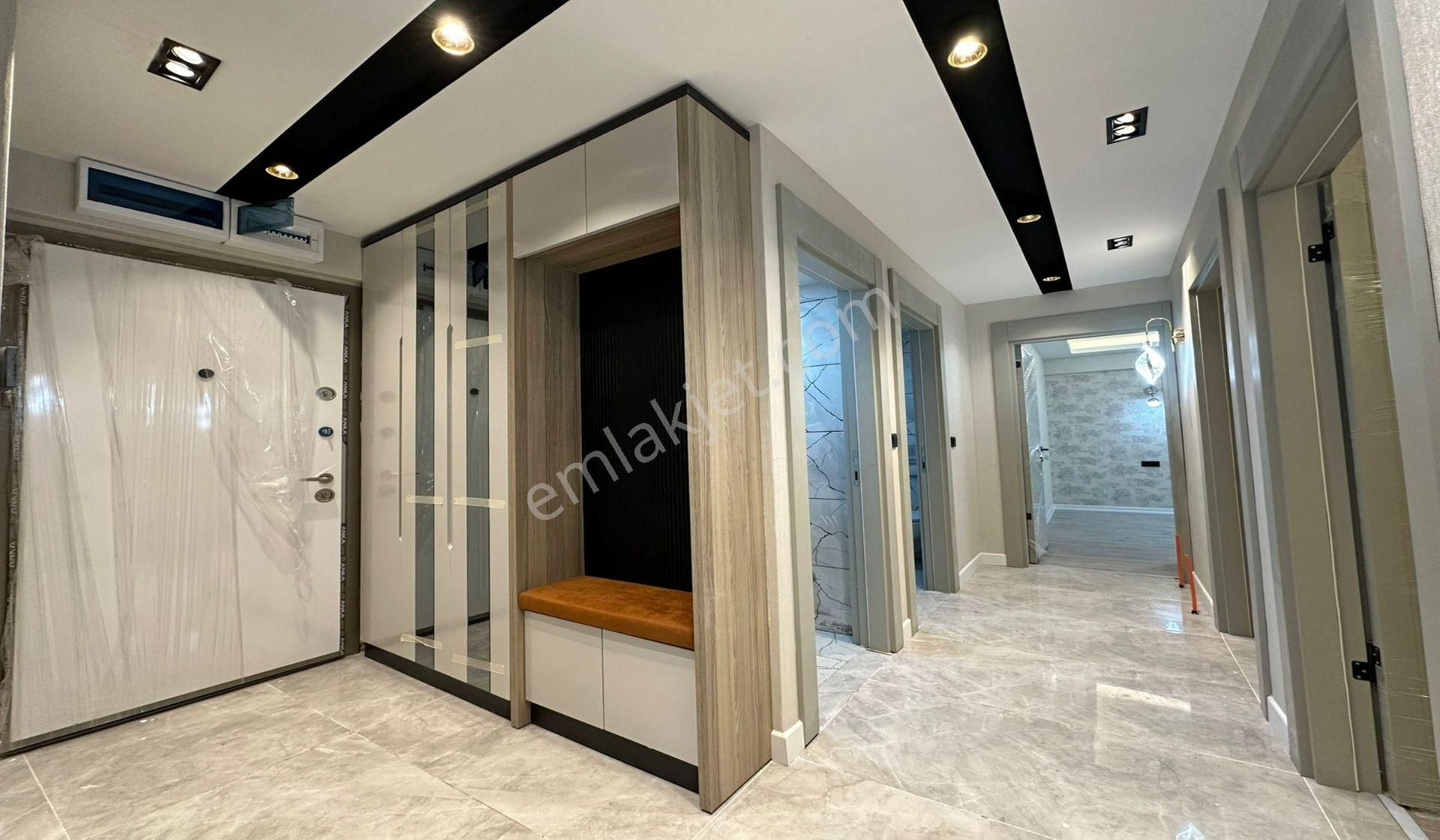 Karakayada Site Konseptinde Lüx Yapılı Geniş Mutfak Sıfır Daire - Görsel 27